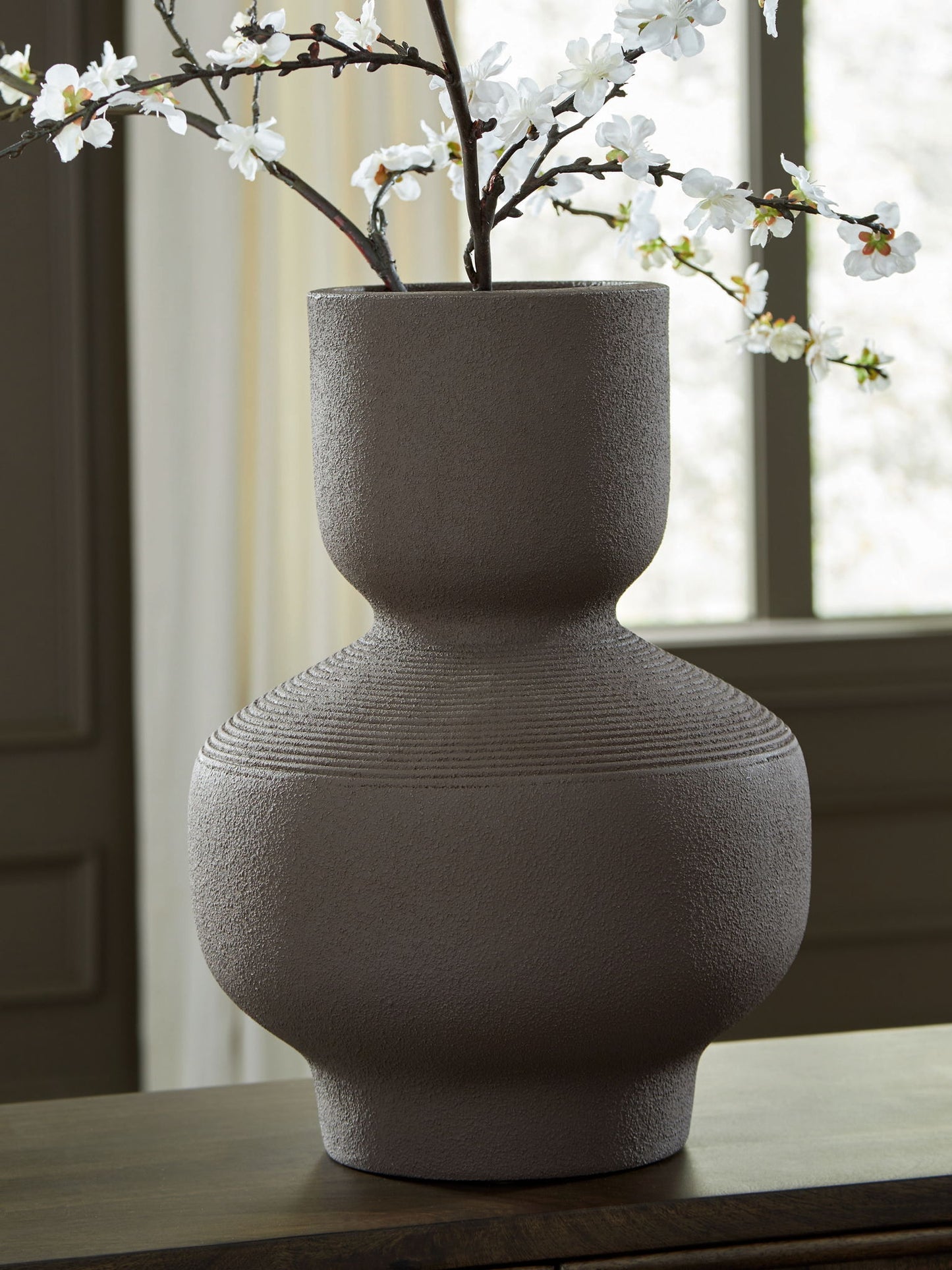 Dalsen - Vase - Hornell Furniture Outlet