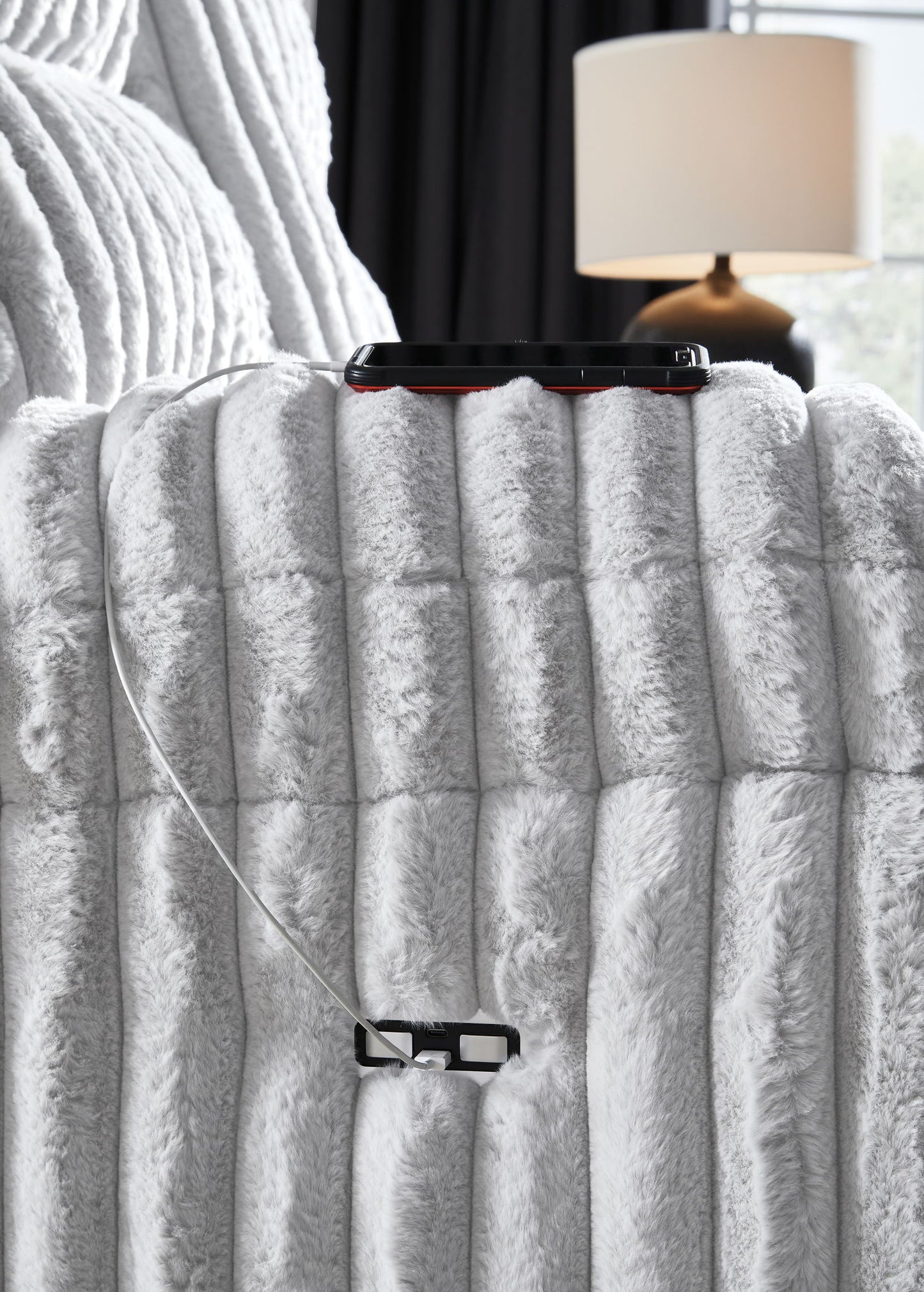 Rhines Falls - Alloy - Double Reclining Power Loveseat With Console - Hornell Furniture Outlet