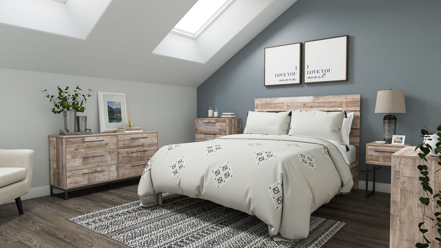 Neilsville - Panel Bed - Hornell Furniture Outlet