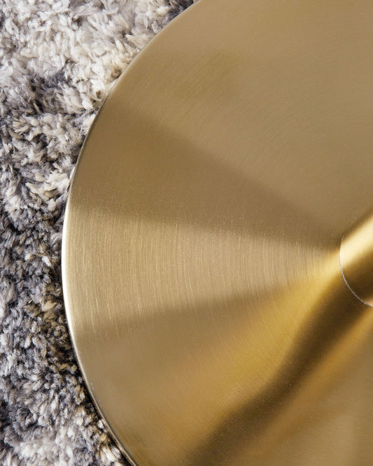 Tobbinsen - Metal Lamp - Hornell Furniture Outlet