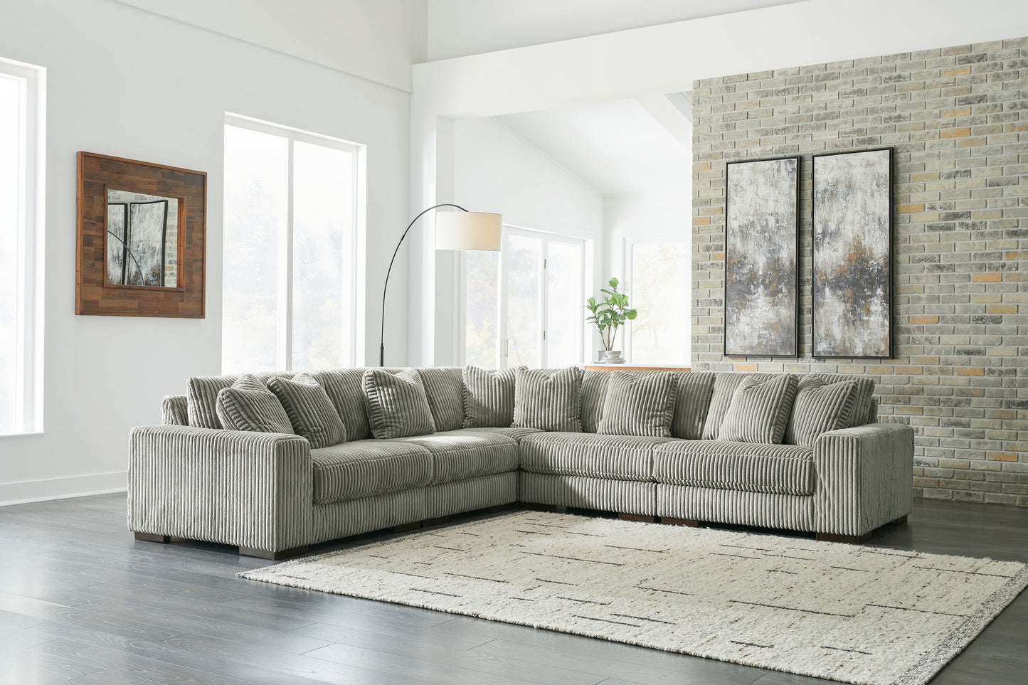 Lindyn - Corner Chair - Hornell Furniture Outlet