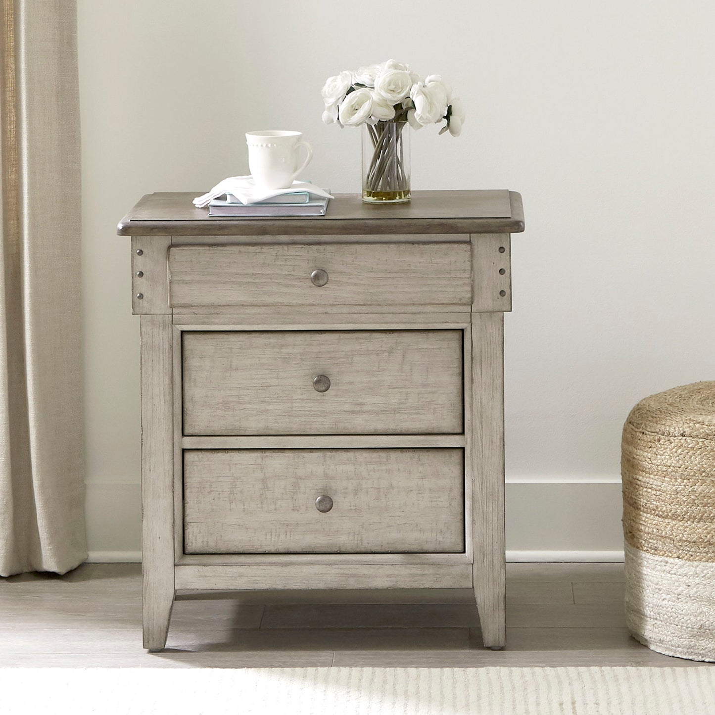 Ivy Hollow - 3 Drawer Nightstand With Charging Station - White - Hornell Furniture Outlet