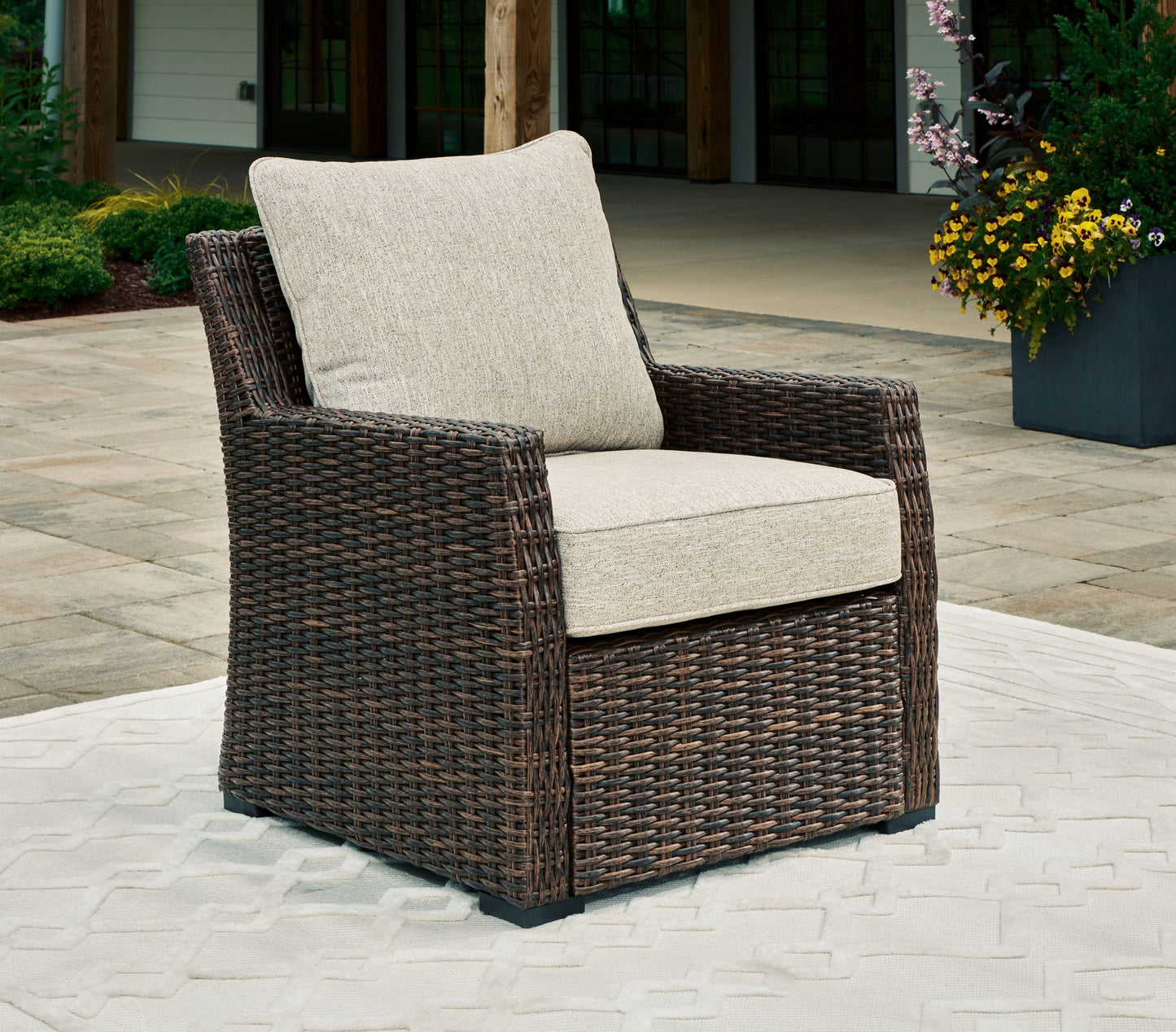 Brook Ranch - Brown - Lounge Chair With Cushion - Hornell Furniture Outlet