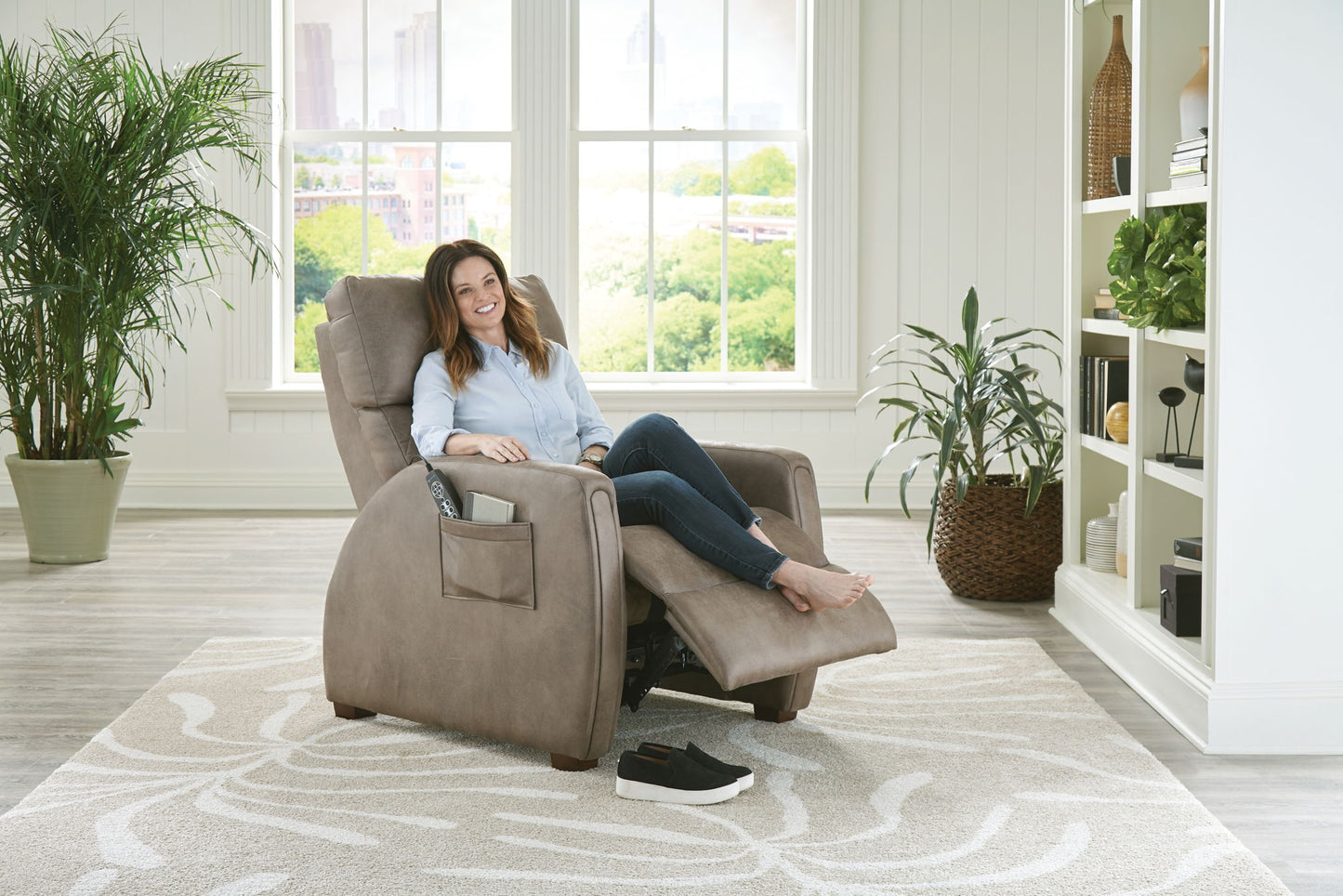 Relaxer - Power Headrest Power Lay Flat Reclining With Heat / Massage / Lumbar / Zero Gravity - Hornell Furniture Outlet