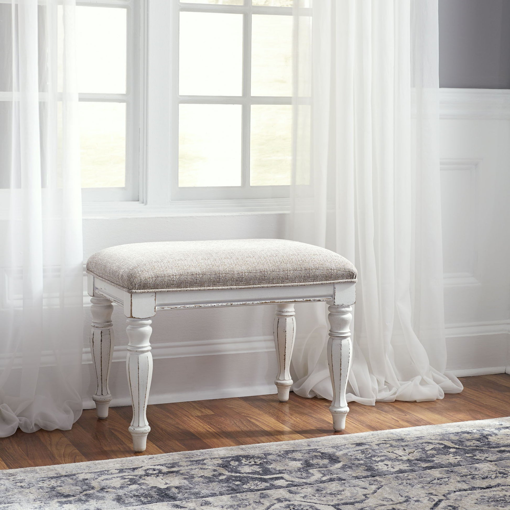 Magnolia Manor - Accent Bench - White - Hornell Furniture Outlet