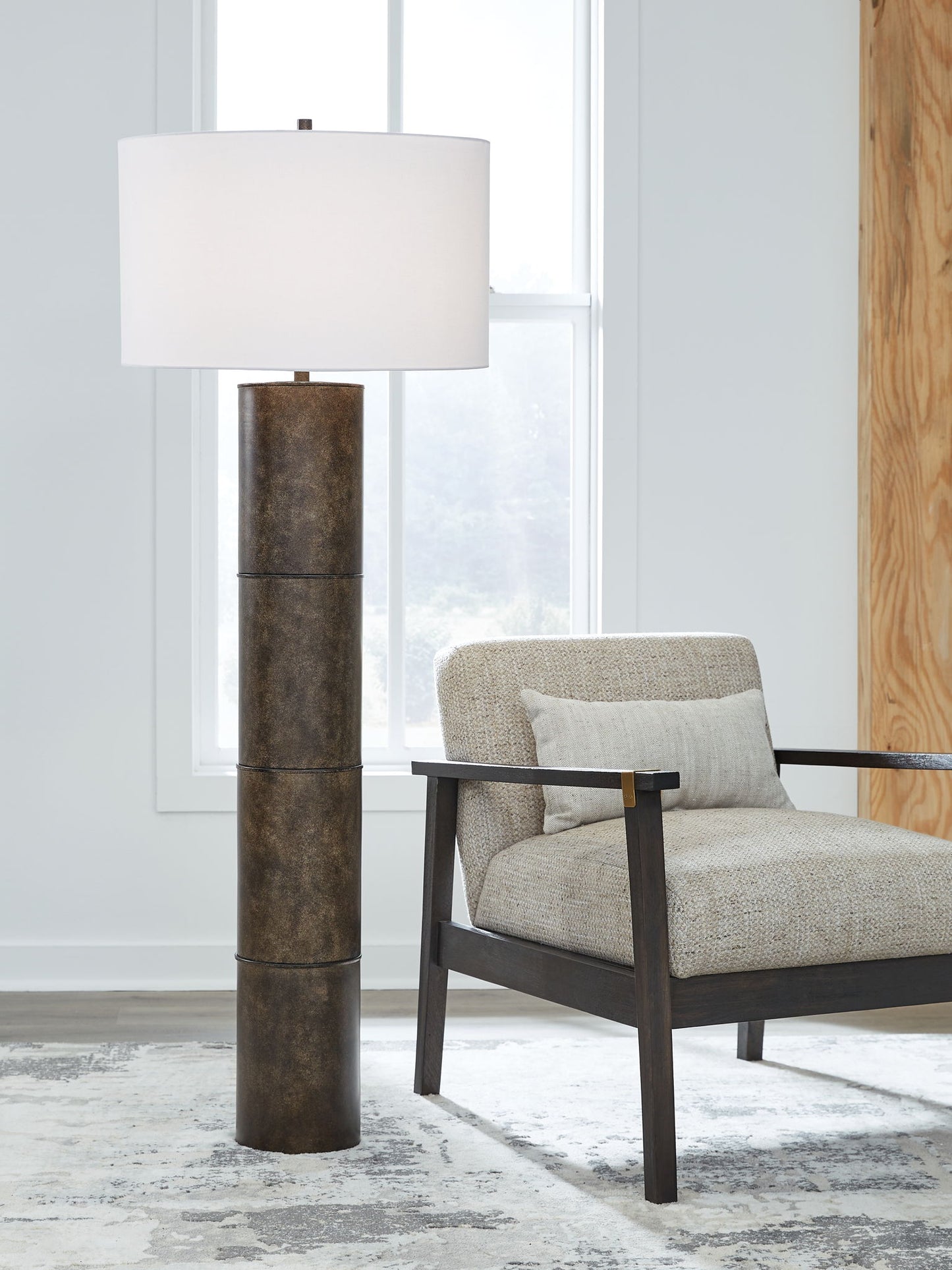 Jebson - Dark Bronze Finish - Metal Floor Lamp - Hornell Furniture Outlet