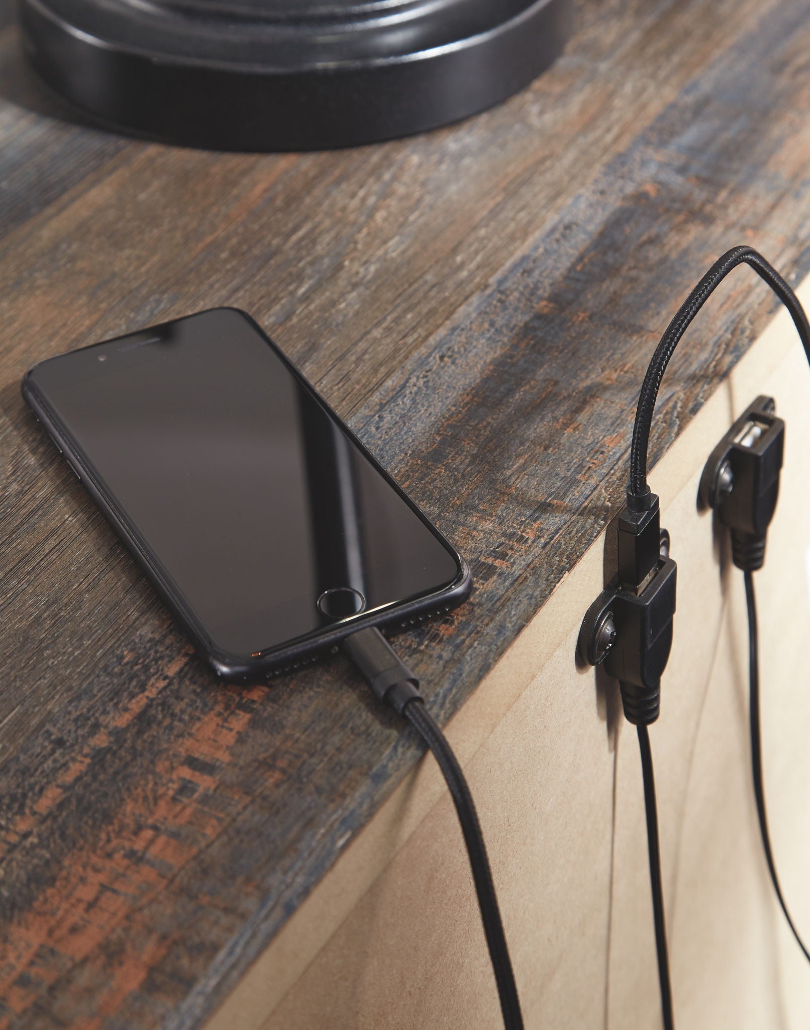 Drystan - Panel Bedroom Set - Hornell Furniture Outlet