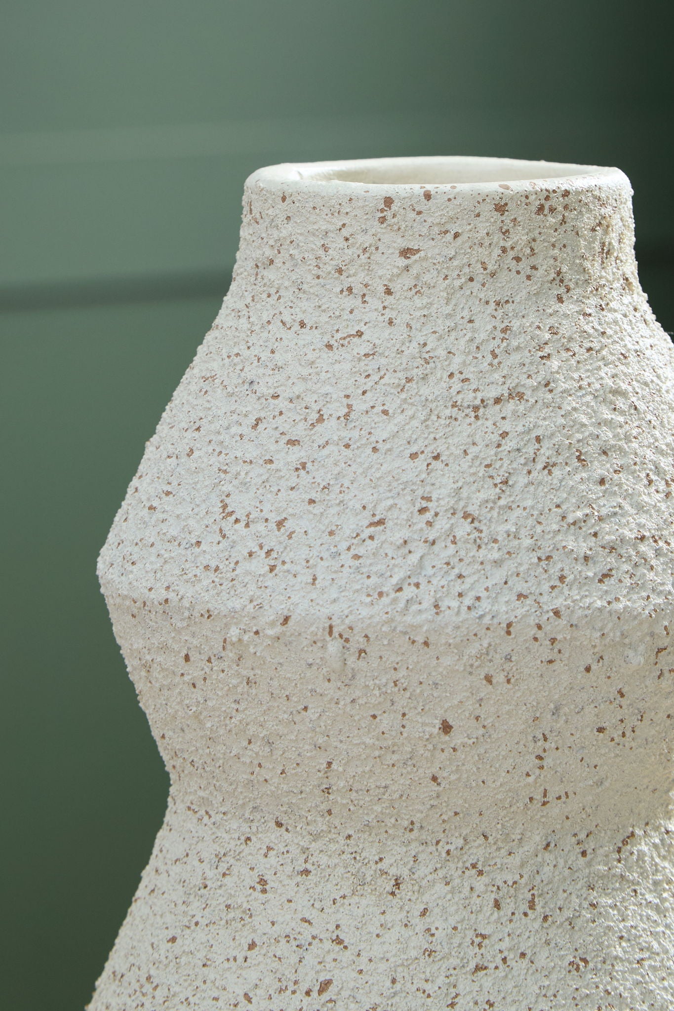 Dawthorne - Vase - Hornell Furniture Outlet