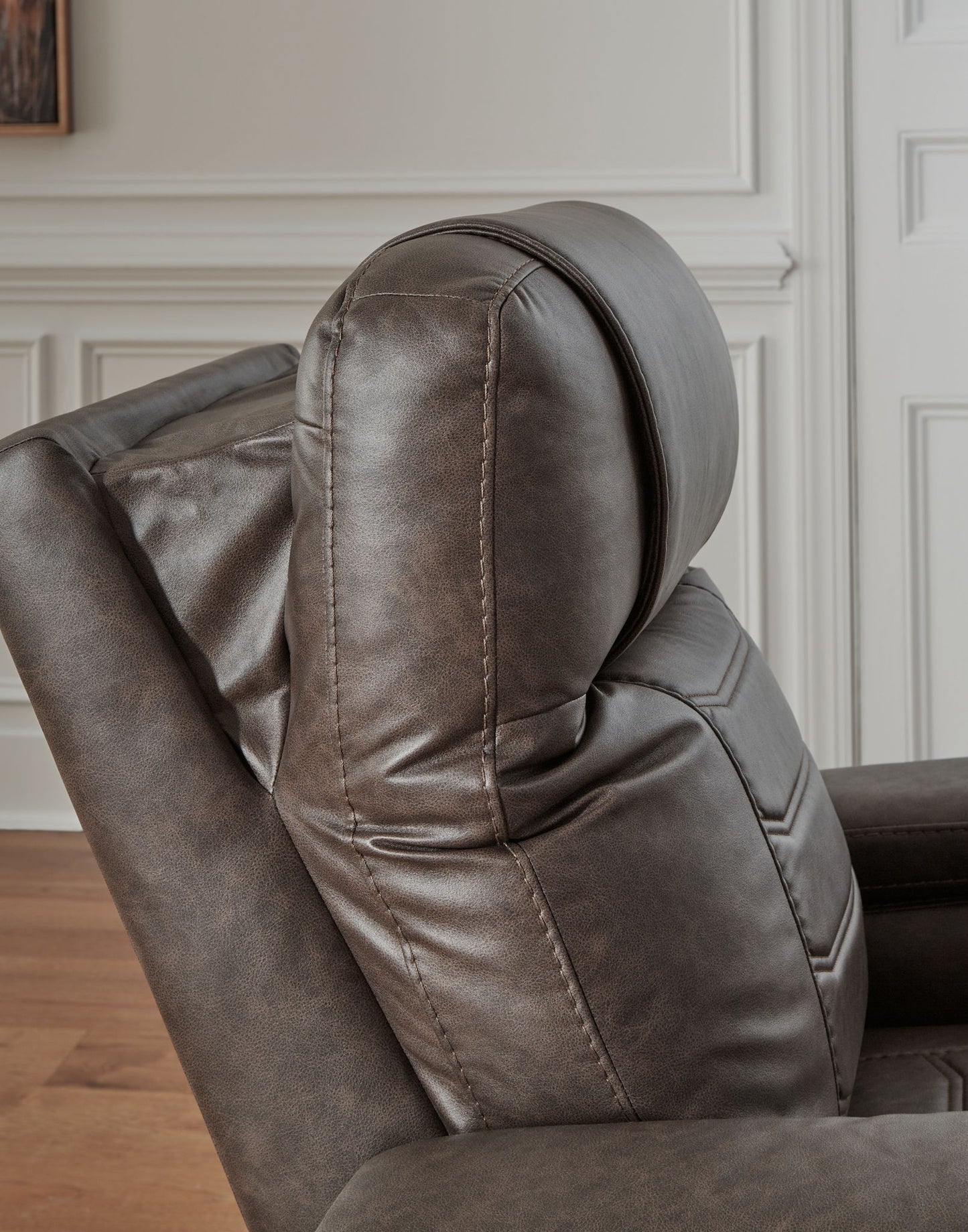 Schooner Rocks - Power Recliner / Adj Headrest - Hornell Furniture Outlet