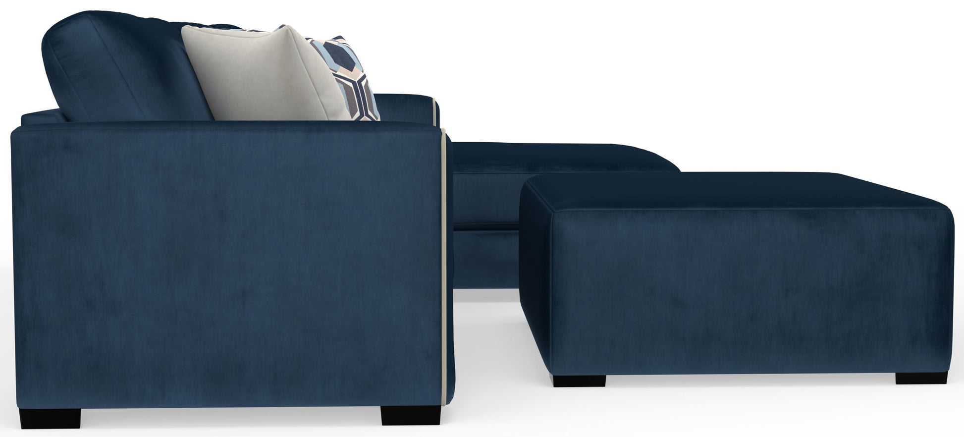 Jetson - Sectional With Comfort Coil Seat Cushions, Included Accent Pillows & Cocktail Ottoman - Hornell Furniture Outlet
