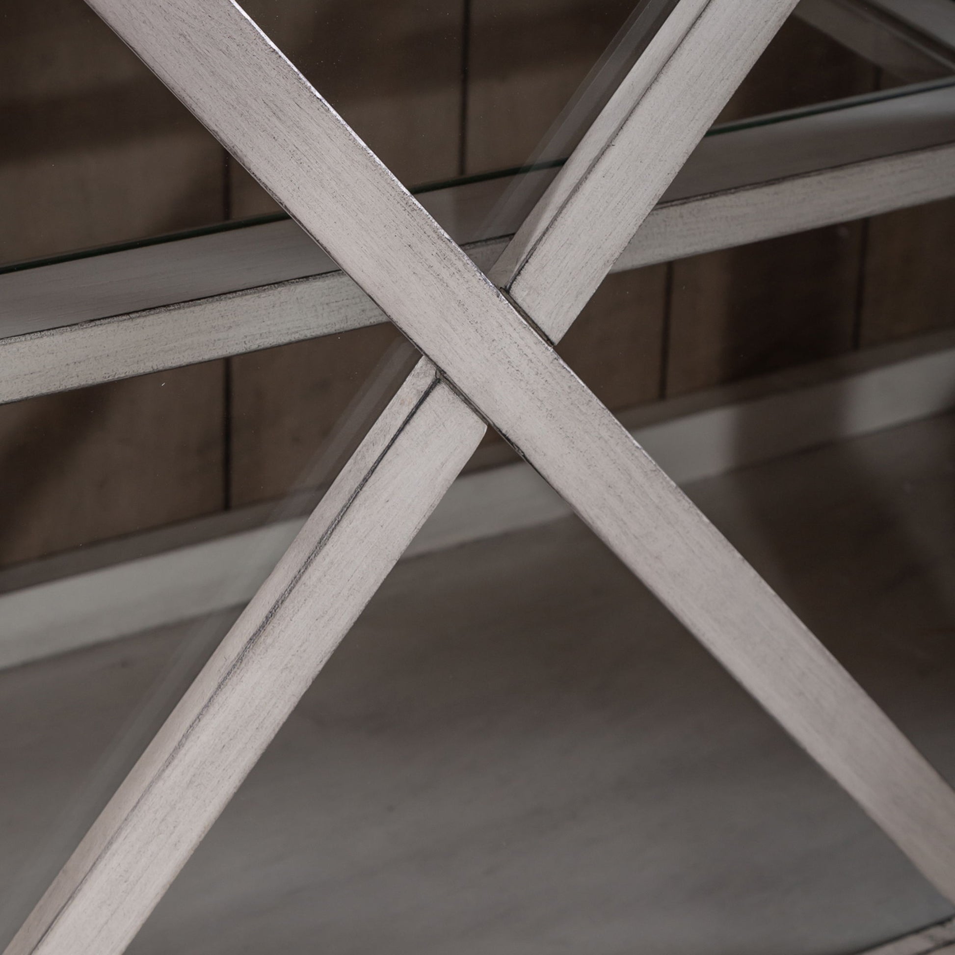 Ocean Isle - Hutch - Antique White - Hornell Furniture Outlet