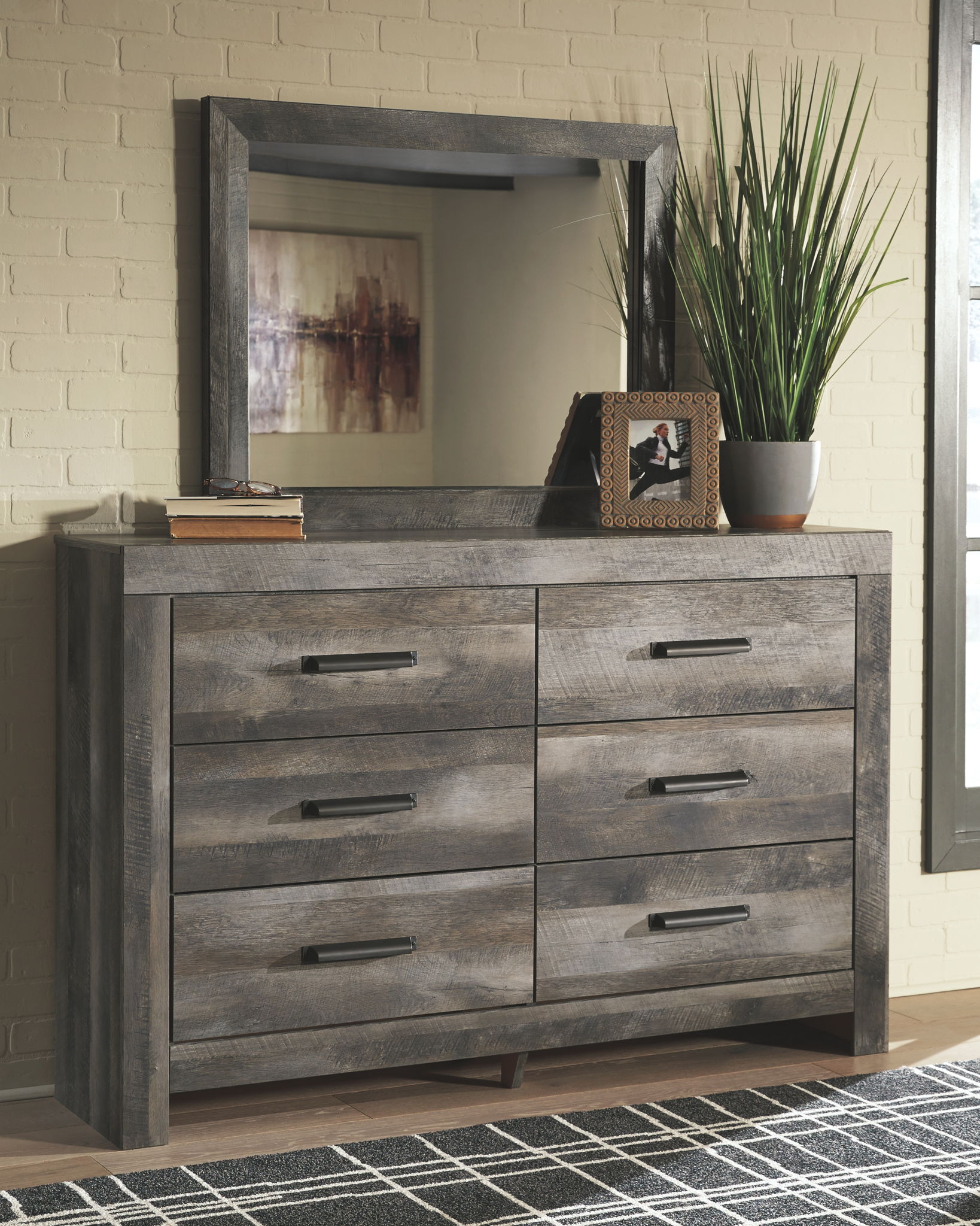 Wynnlow - Panel Bedroom Set - Hornell Furniture Outlet