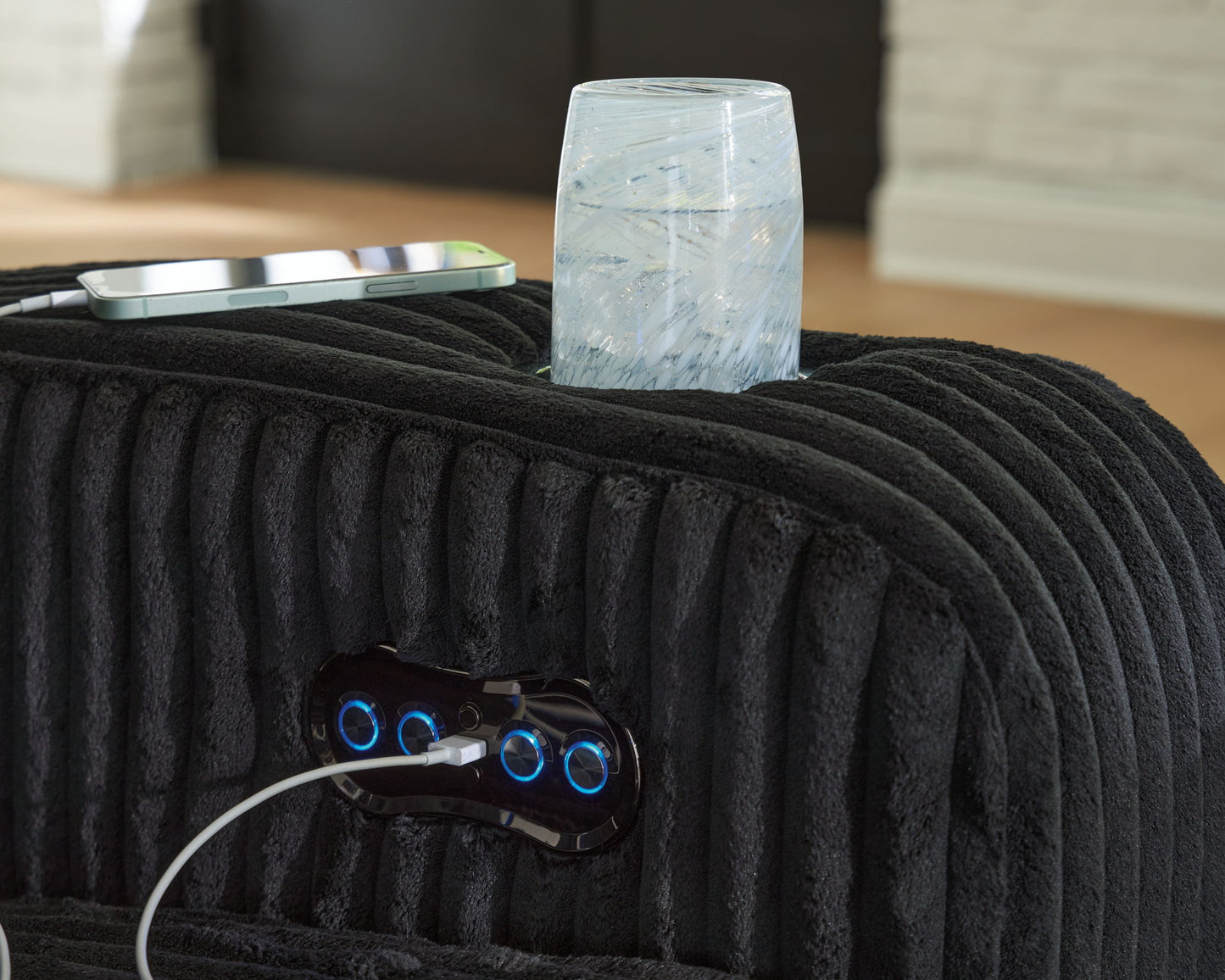 Forest Lake - Power Reclining Loveseat With Console / Adj Headrest - Hornell Furniture Outlet