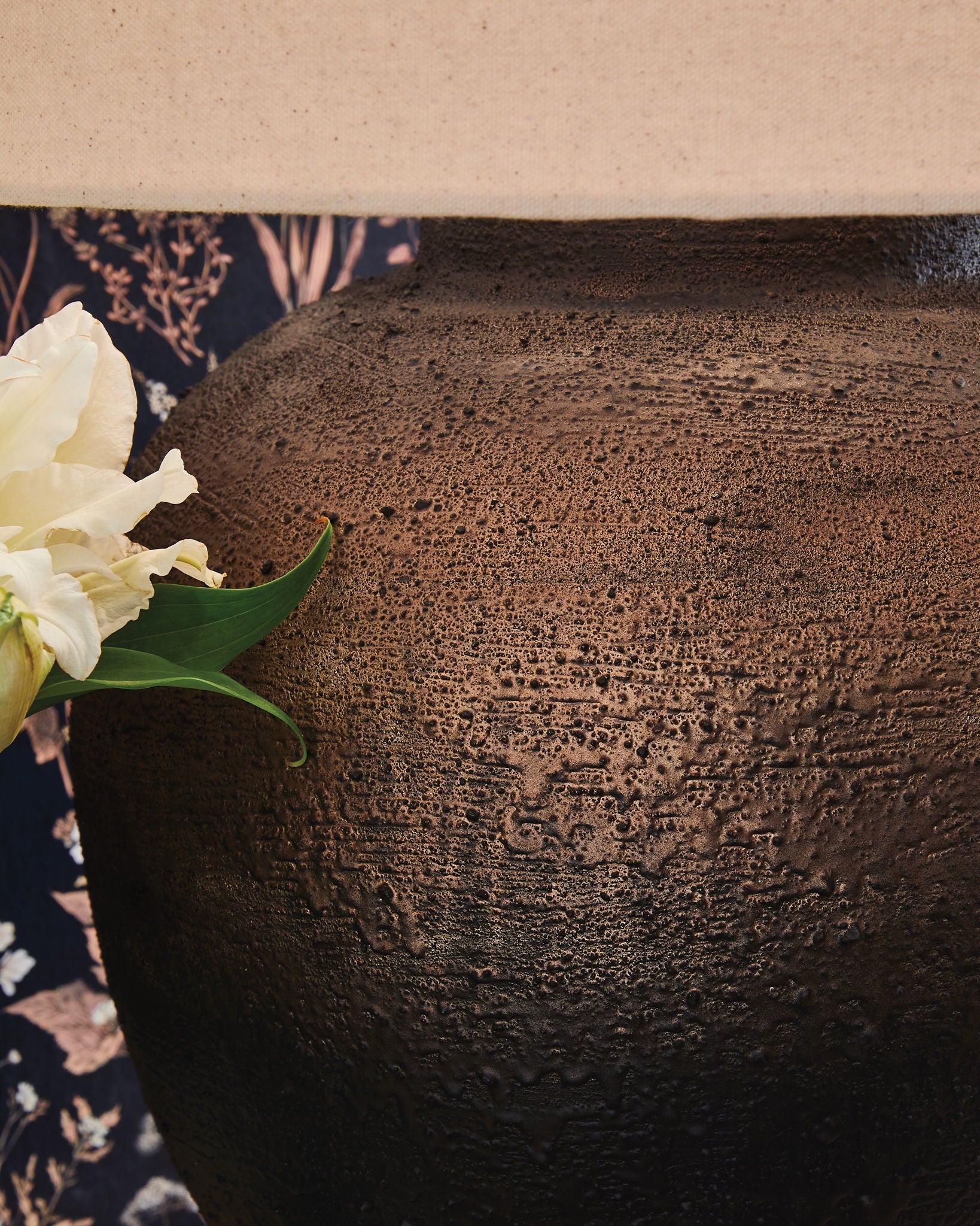 Newgerhard - Brown / Black - Metal Table Lamp - Hornell Furniture Outlet