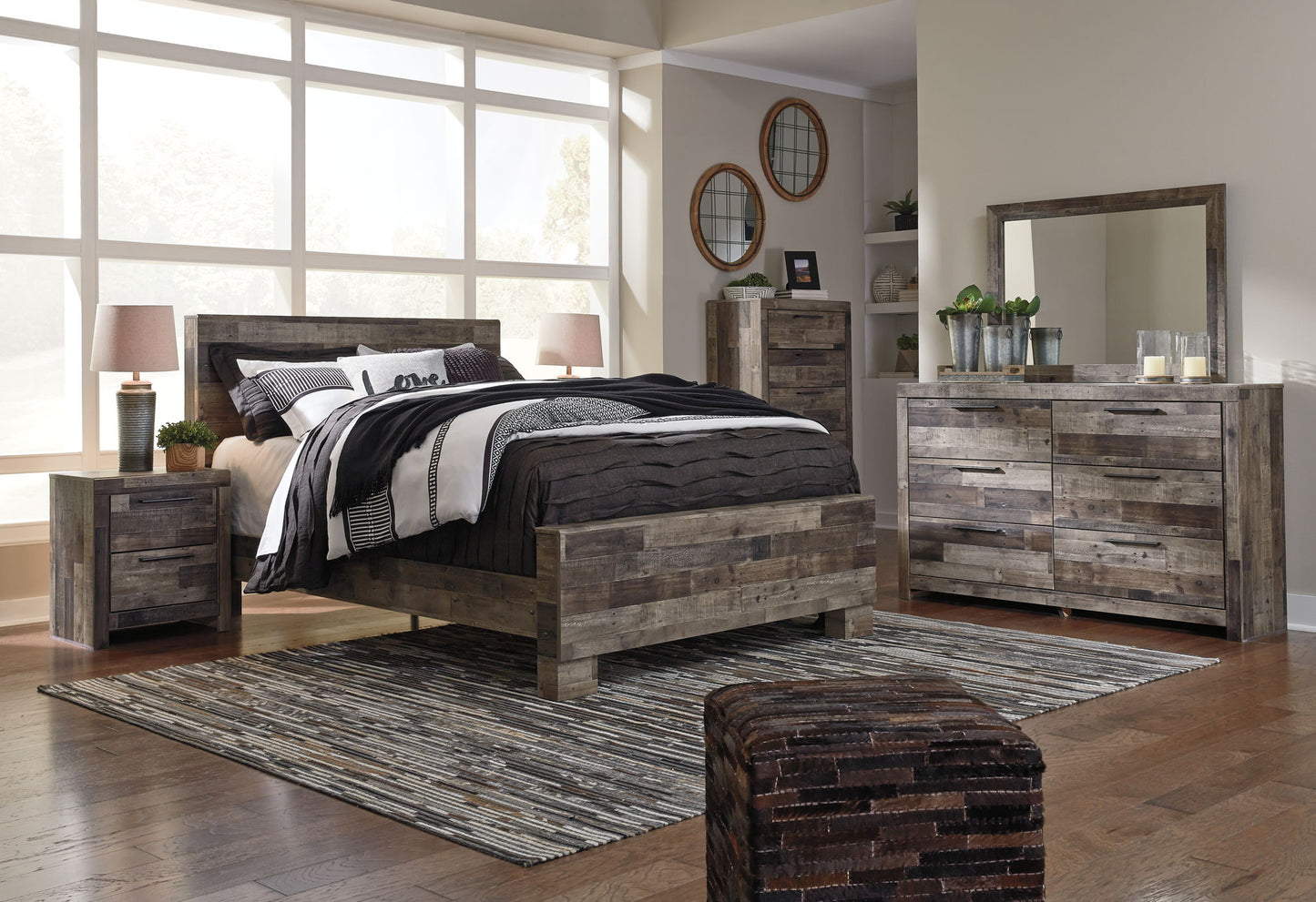 Derekson - Multi Gray - Five Drawer Chest - Hornell Furniture Outlet