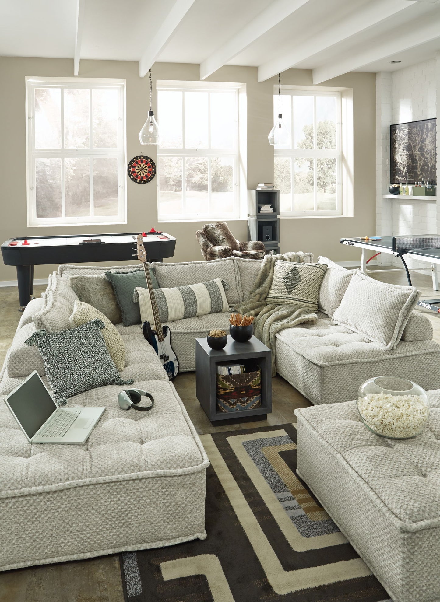 Bales - Accent Chair - Hornell Furniture Outlet