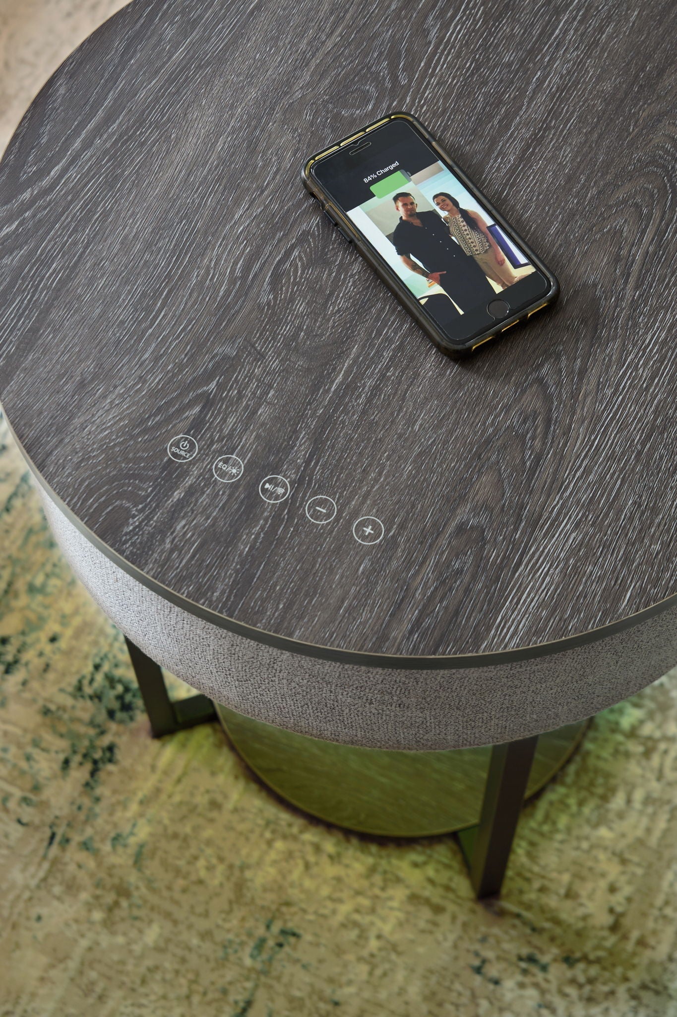 Sethlen - Gray / Black - Accent Table - Hornell Furniture Outlet