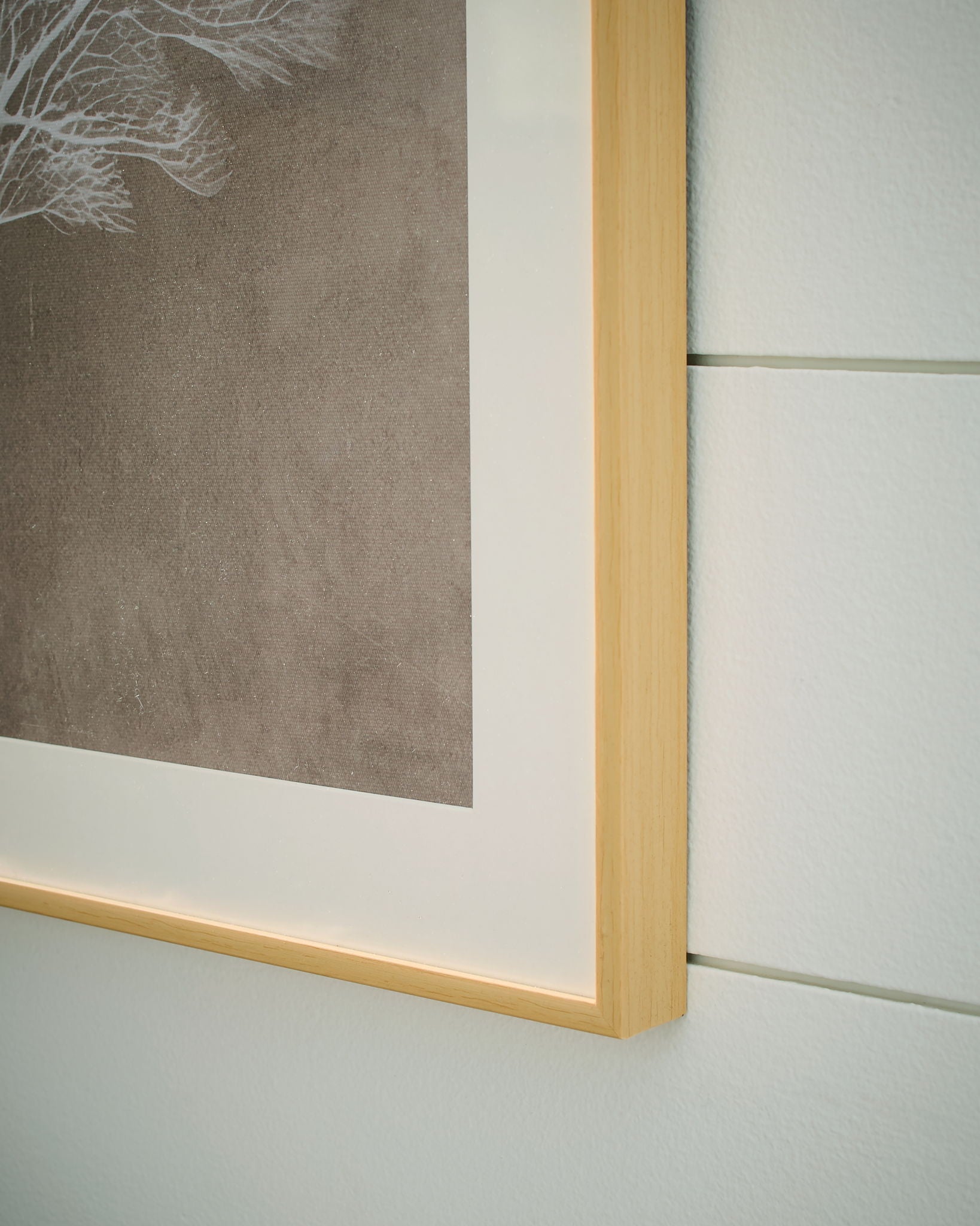 Hendridge - Taupe / White - Wall Art Set (Set of 3) - Hornell Furniture Outlet