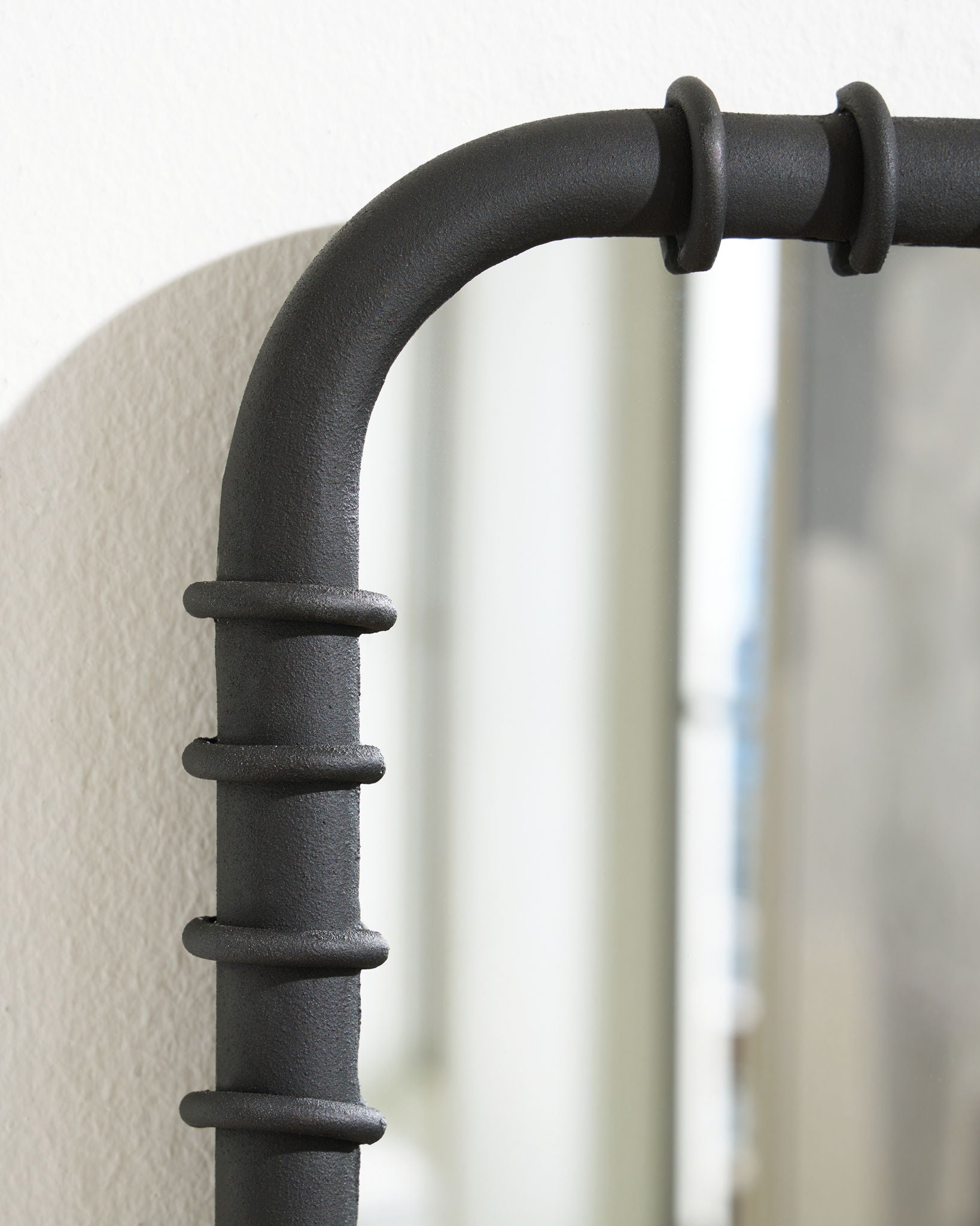 Judlow - Black - Accent Mirror - Hornell Furniture Outlet