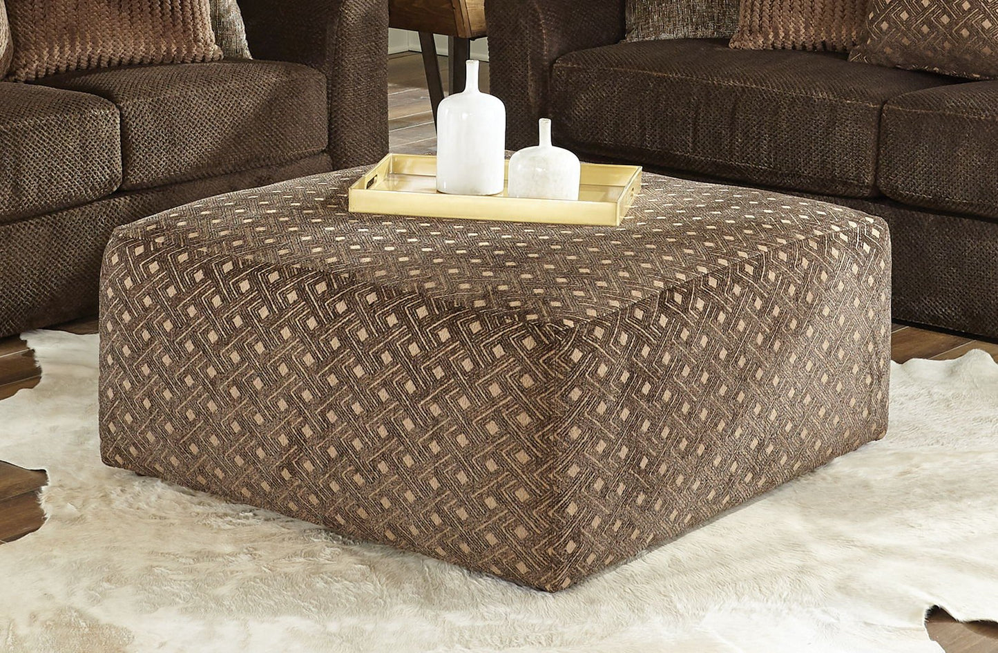 Midwood - Cocktail Ottoman - Hornell Furniture Outlet