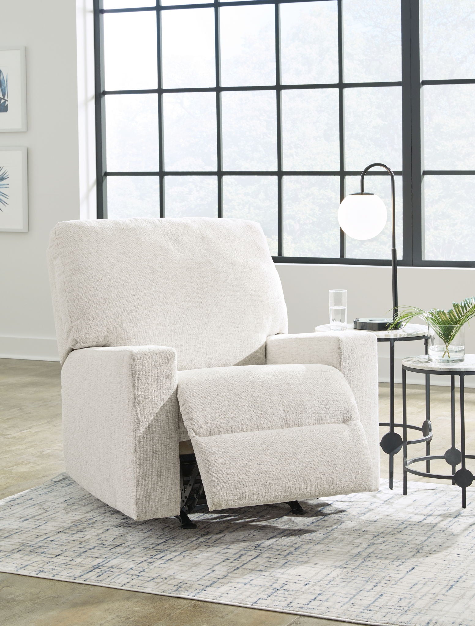Rannis - Rocker Recliner - Hornell Furniture Outlet