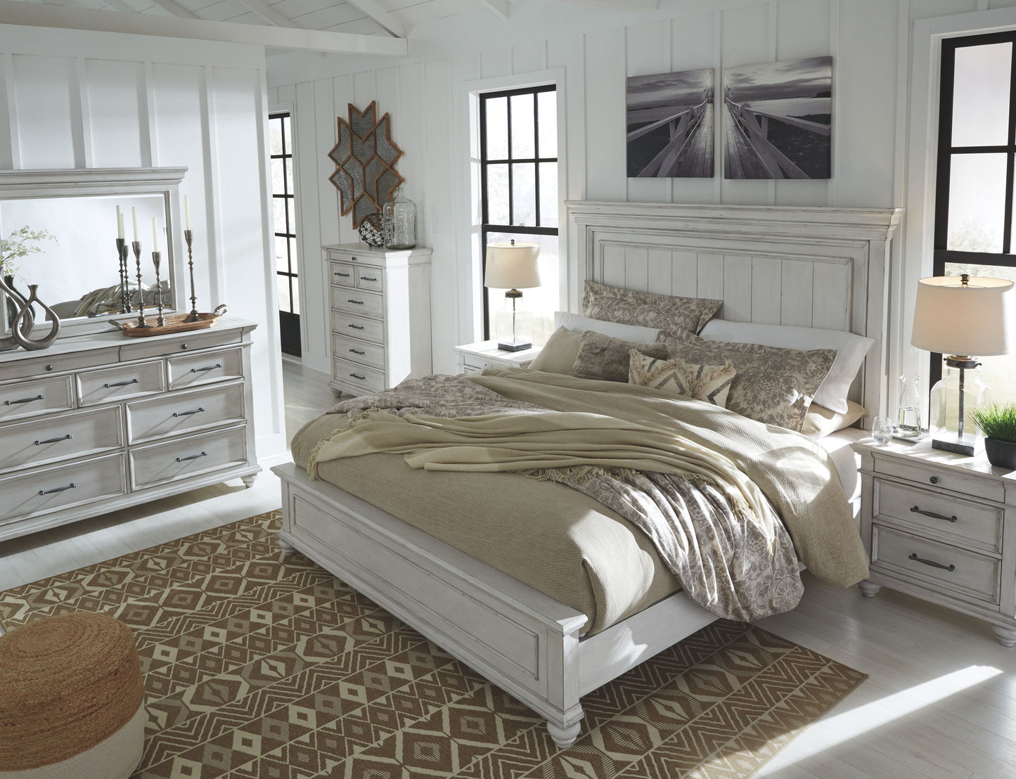 Kanwyn - Panel Bed - Hornell Furniture Outlet