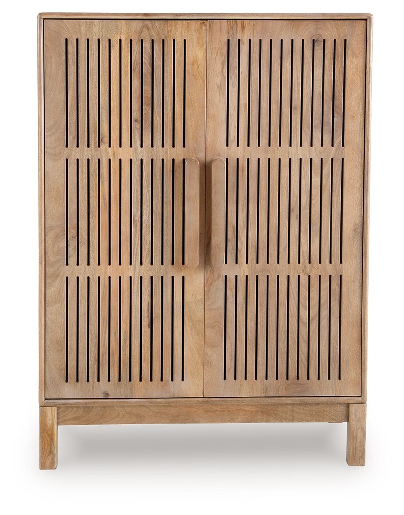 Pellamour - Natural Brown - Bar Cabinet - Hornell Furniture Outlet
