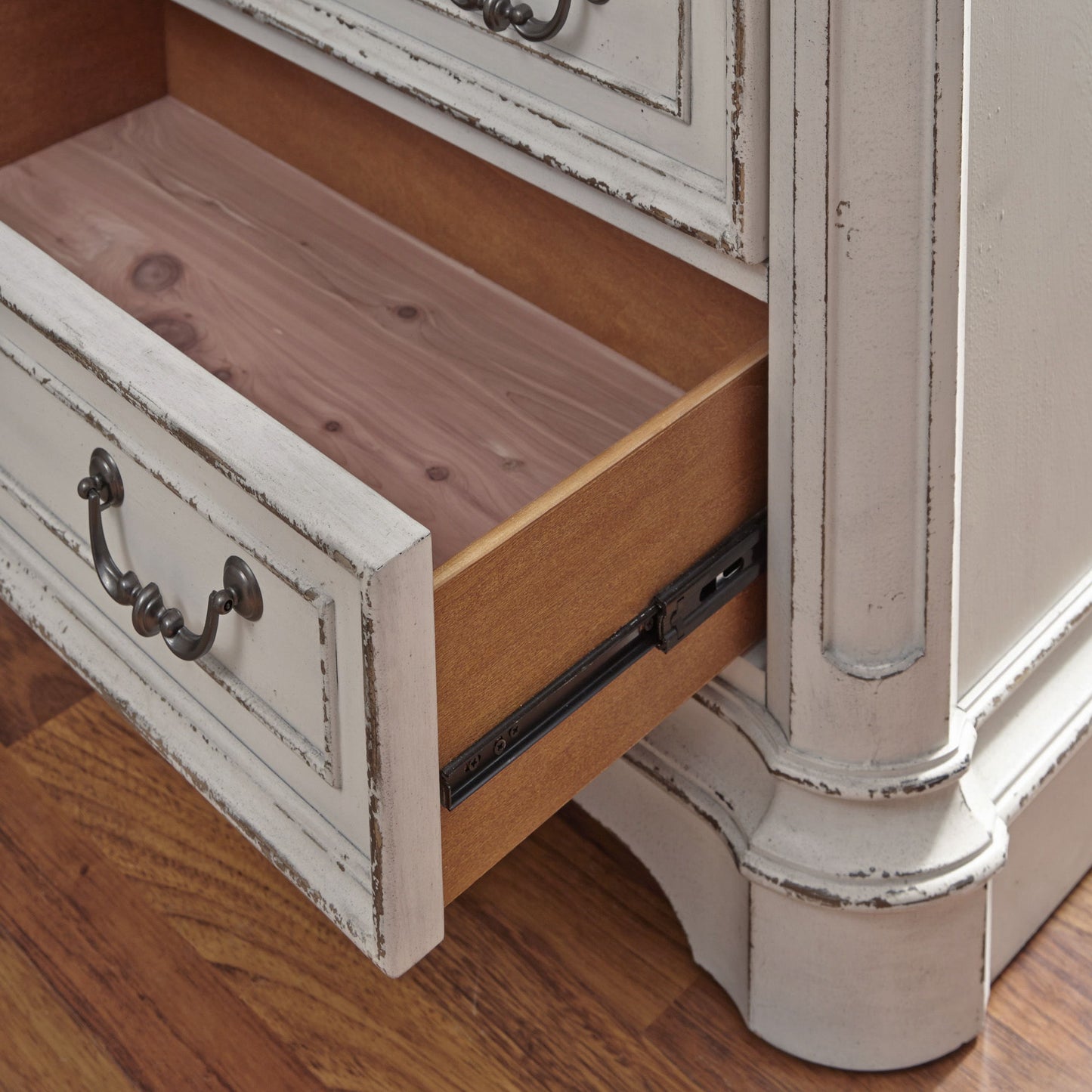 Magnolia Manor - 3 Drawer Bedside Chest With Charging Station - White - Hornell Furniture Outlet