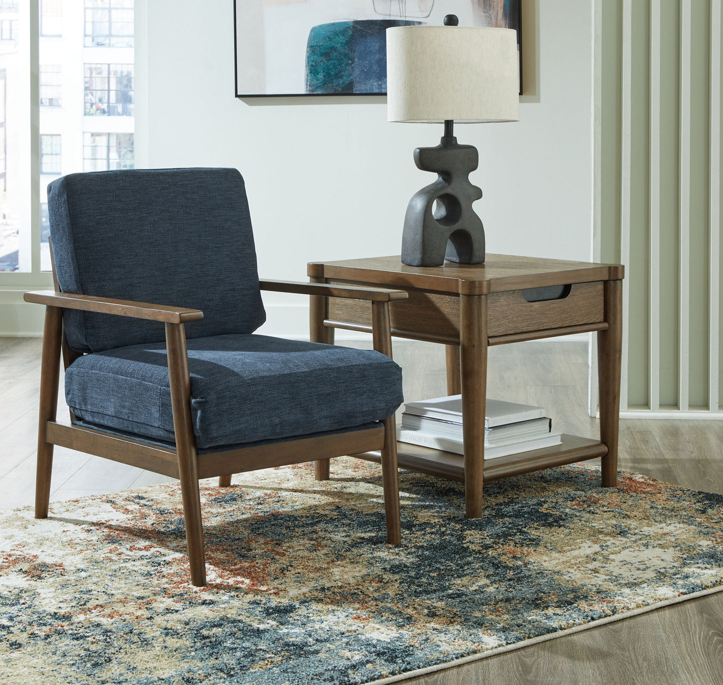 Bixler - Showood Accent Chair - Hornell Furniture Outlet