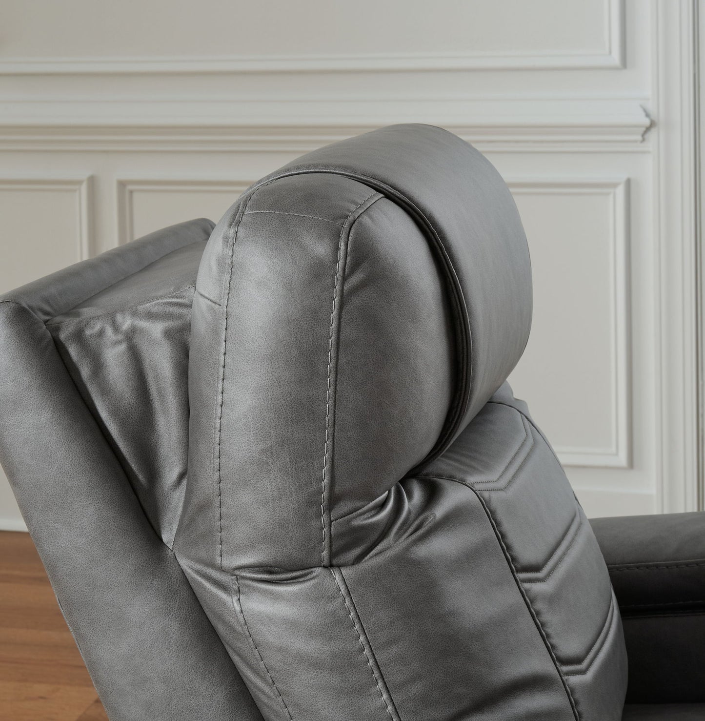 Schooner Rocks - Power Recliner / Adj Headrest - Hornell Furniture Outlet