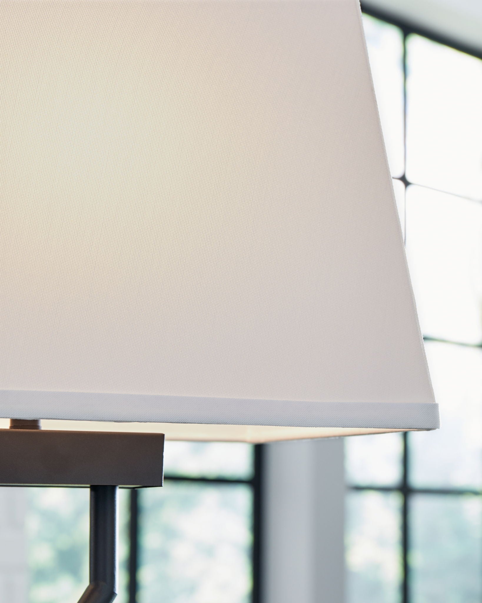 Brookthrone - Black - Metal Table Lamp (Set of 2) - Hornell Furniture Outlet