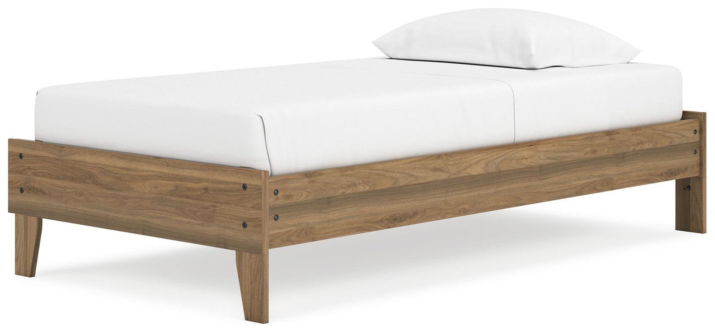 Deanlow - Platform Bed - Hornell Furniture Outlet