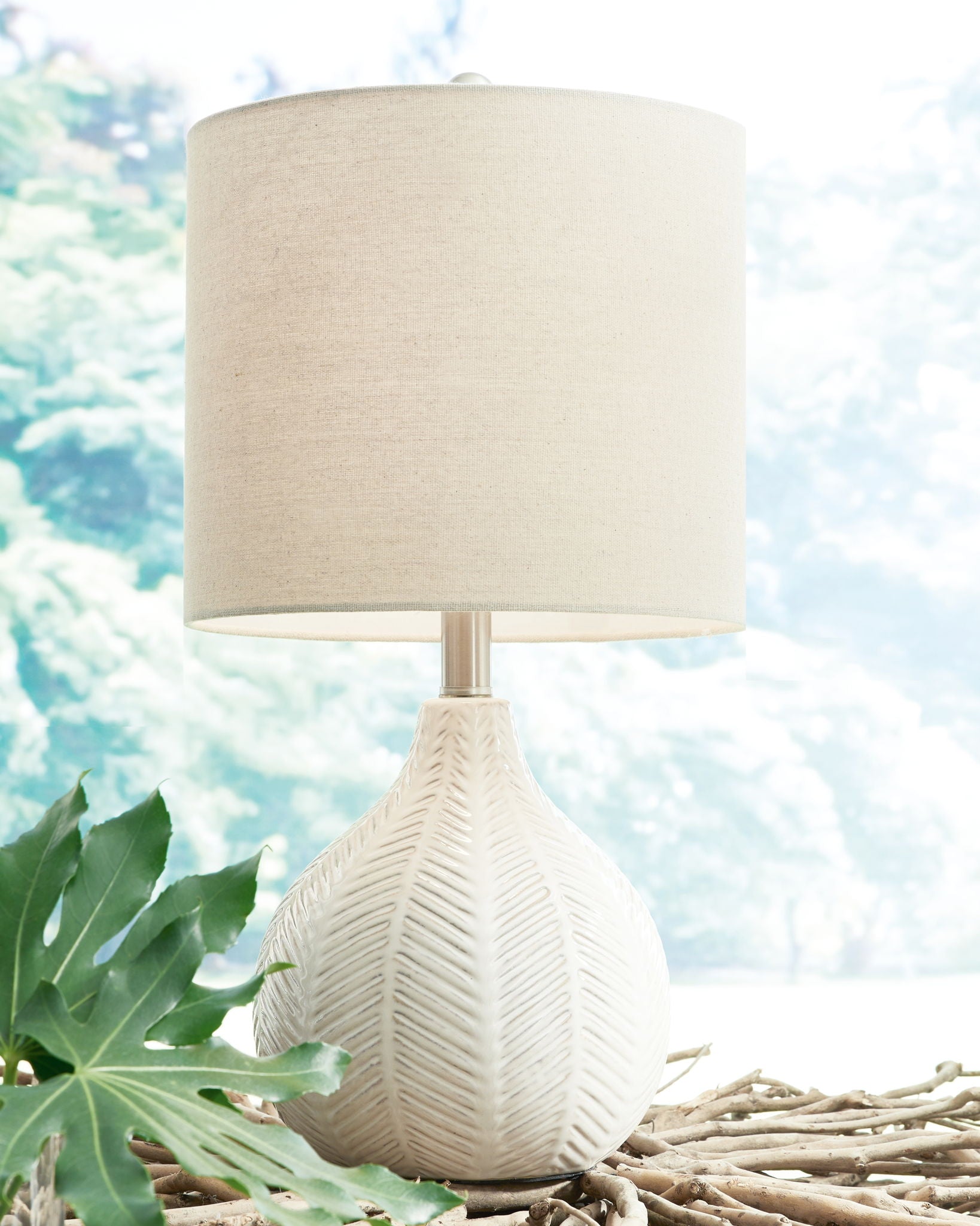 Rainermen - Off White - Ceramic Table Lamp - Hornell Furniture Outlet