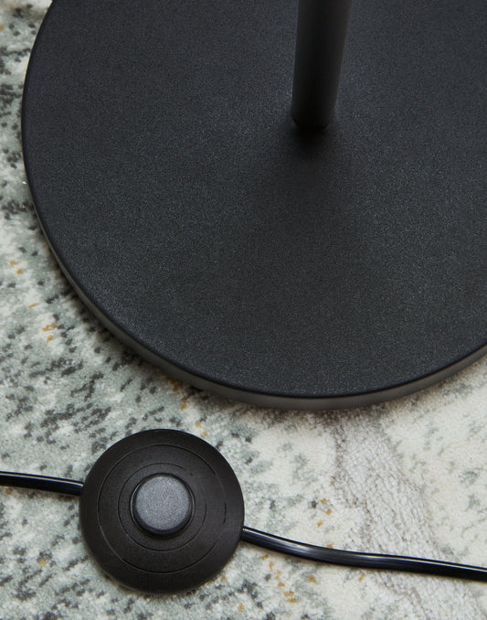 Abanson - Black - Metal Floor Lamp - Hornell Furniture Outlet