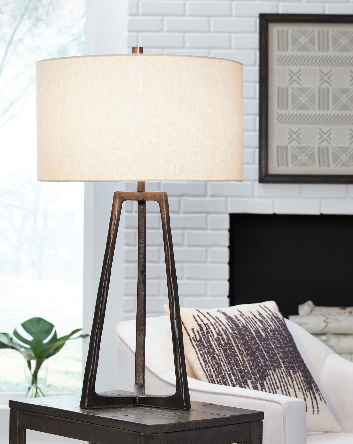 Ryandale - Table Lamp - Hornell Furniture Outlet