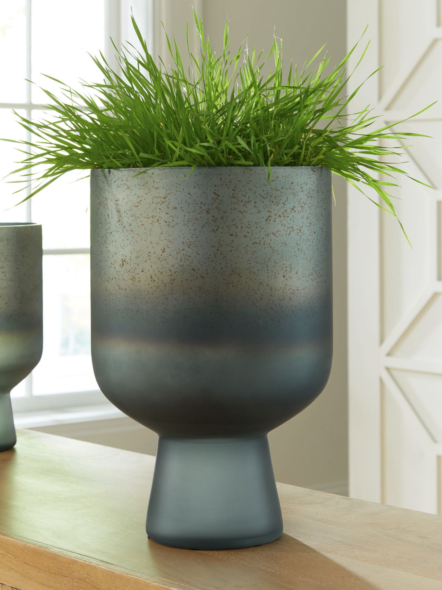 Pennmore - Vase - Hornell Furniture Outlet