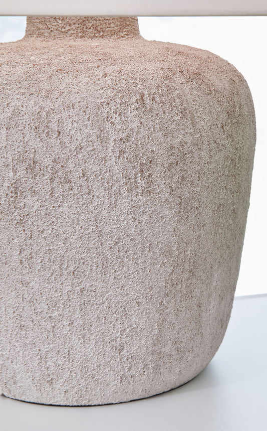 Danry - Distressed Cream - Metal Table Lamp - Hornell Furniture Outlet