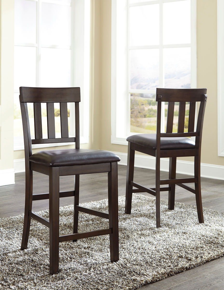 Haddigan - Dining Table With Bar Stools - Hornell Furniture Outlet