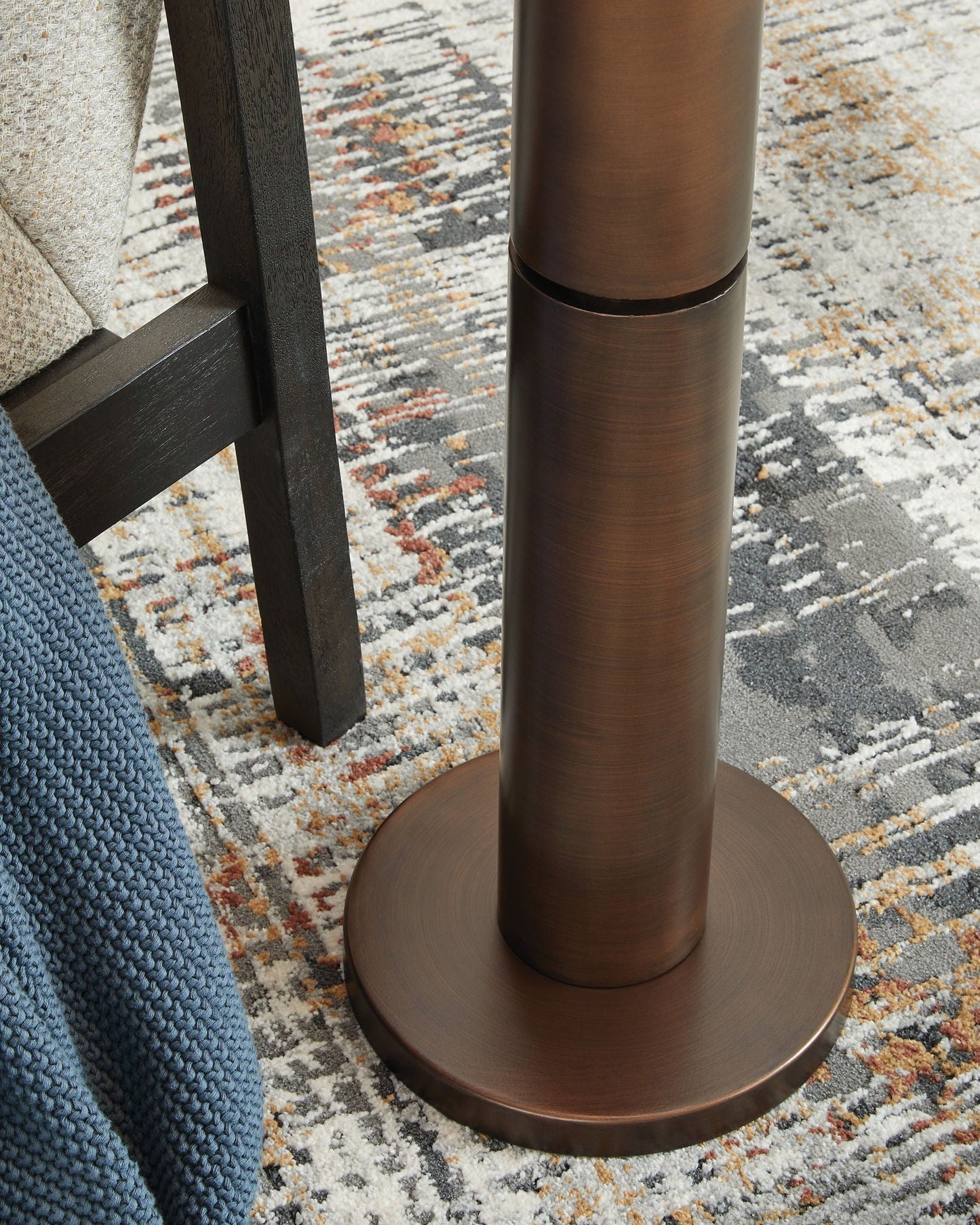 Wendfield - Metal Lamp - Hornell Furniture Outlet