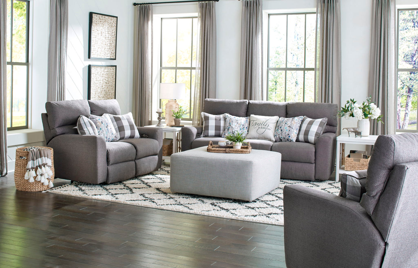 Searsport - Power Headrest Reclining Loveseat - Hornell Furniture Outlet