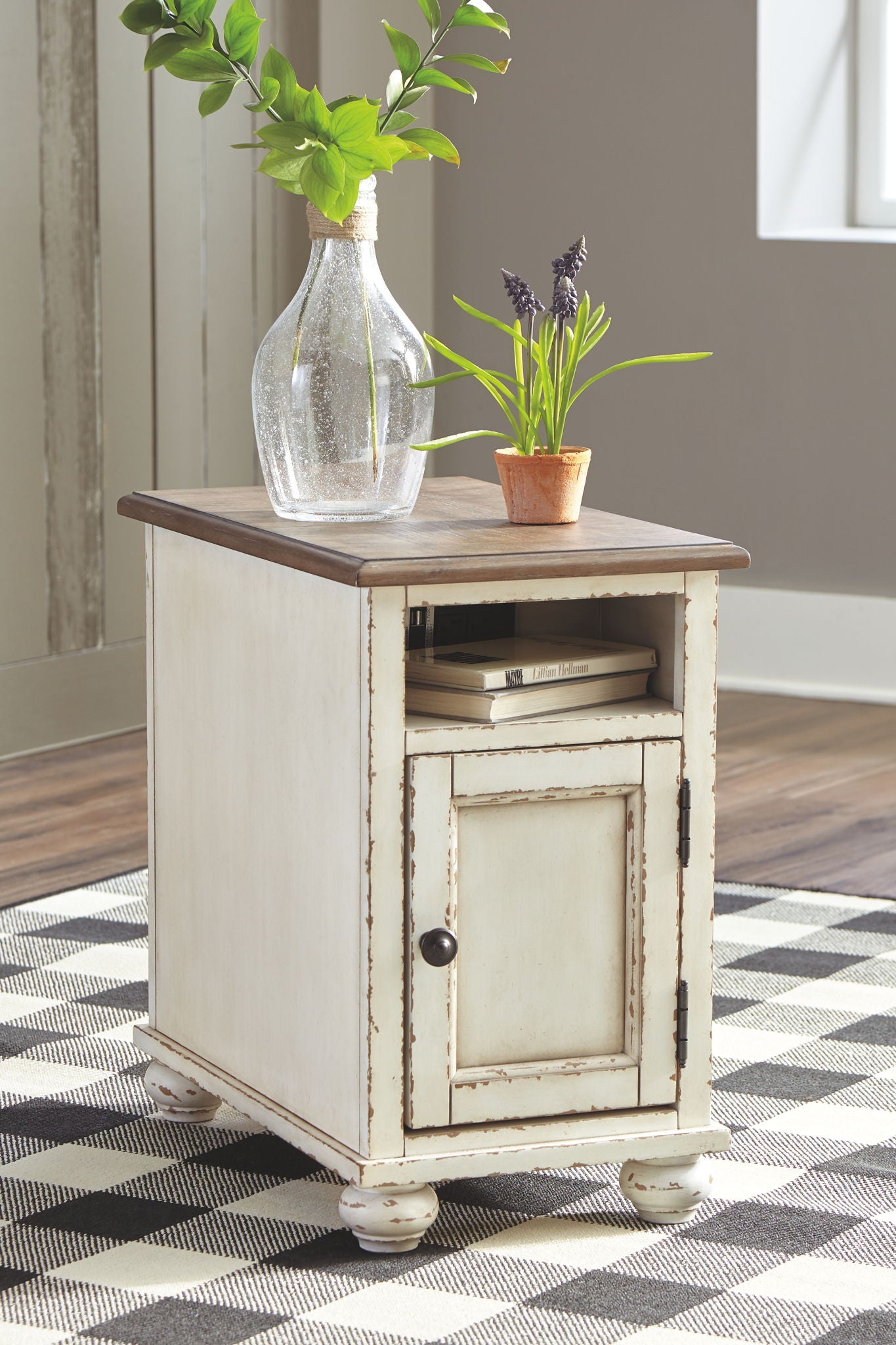 Realyn - White / Brown - Chair Side End Table - AC / USB - Hornell Furniture Outlet