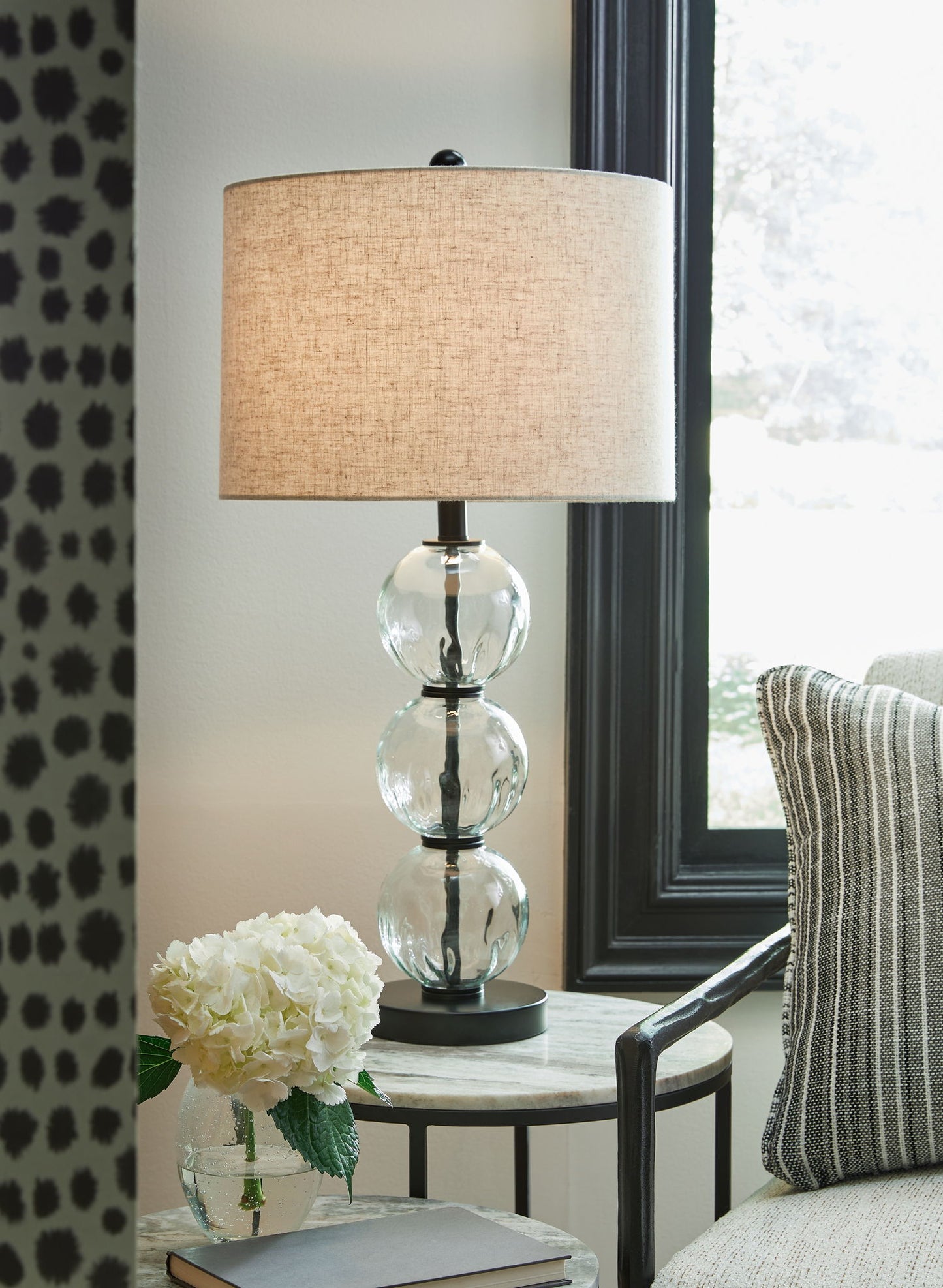 Airbal - Clear / Black - Glass Table Lamp (Set of 2) - Hornell Furniture Outlet