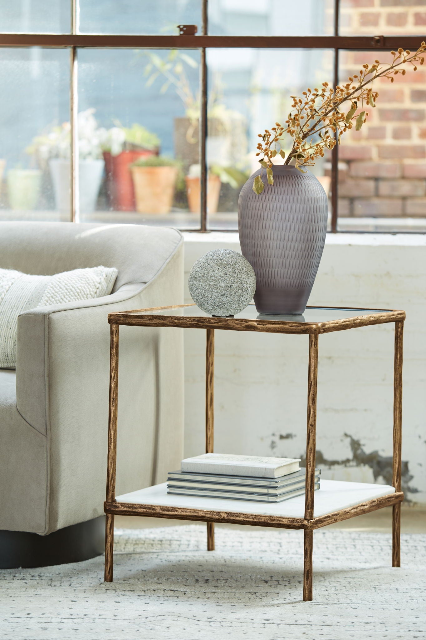 Ryandale - Accent Table - Hornell Furniture Outlet