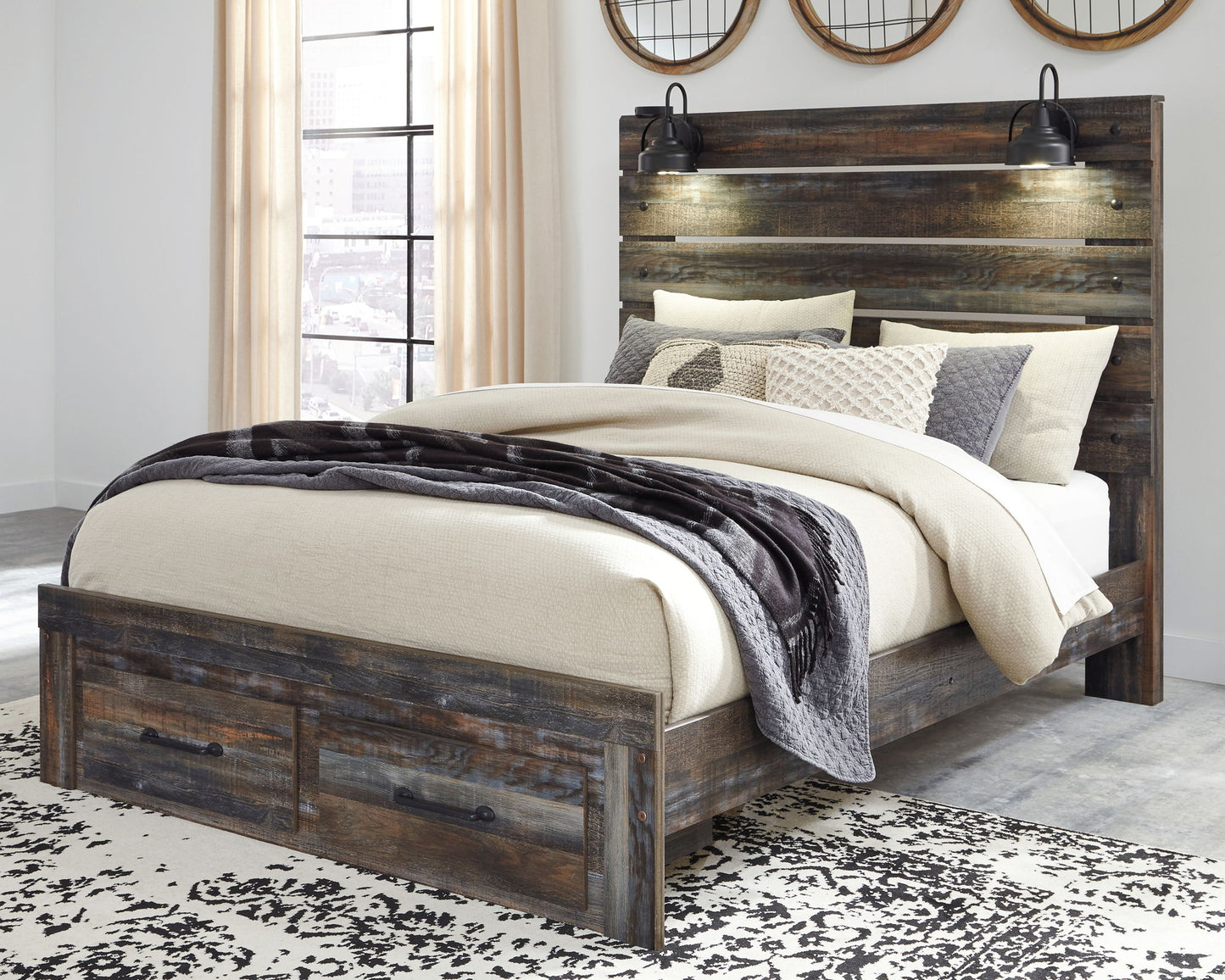 Drystan - Panel Bed - Hornell Furniture Outlet