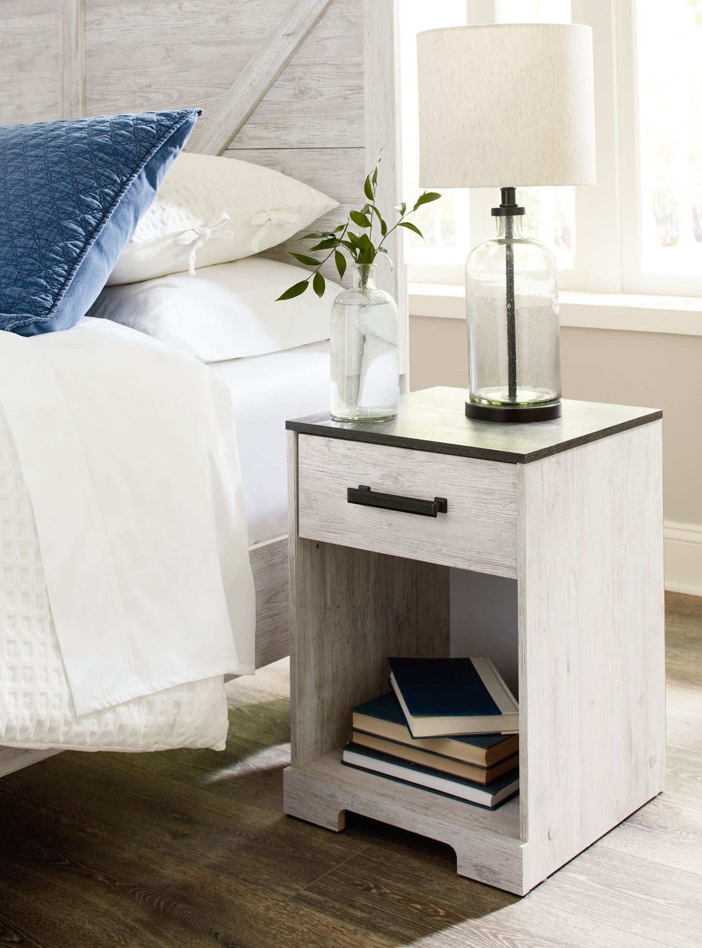 Shawburn - White / Black / Gray - One Drawer Night Stand - Open Cubby - Hornell Furniture Outlet
