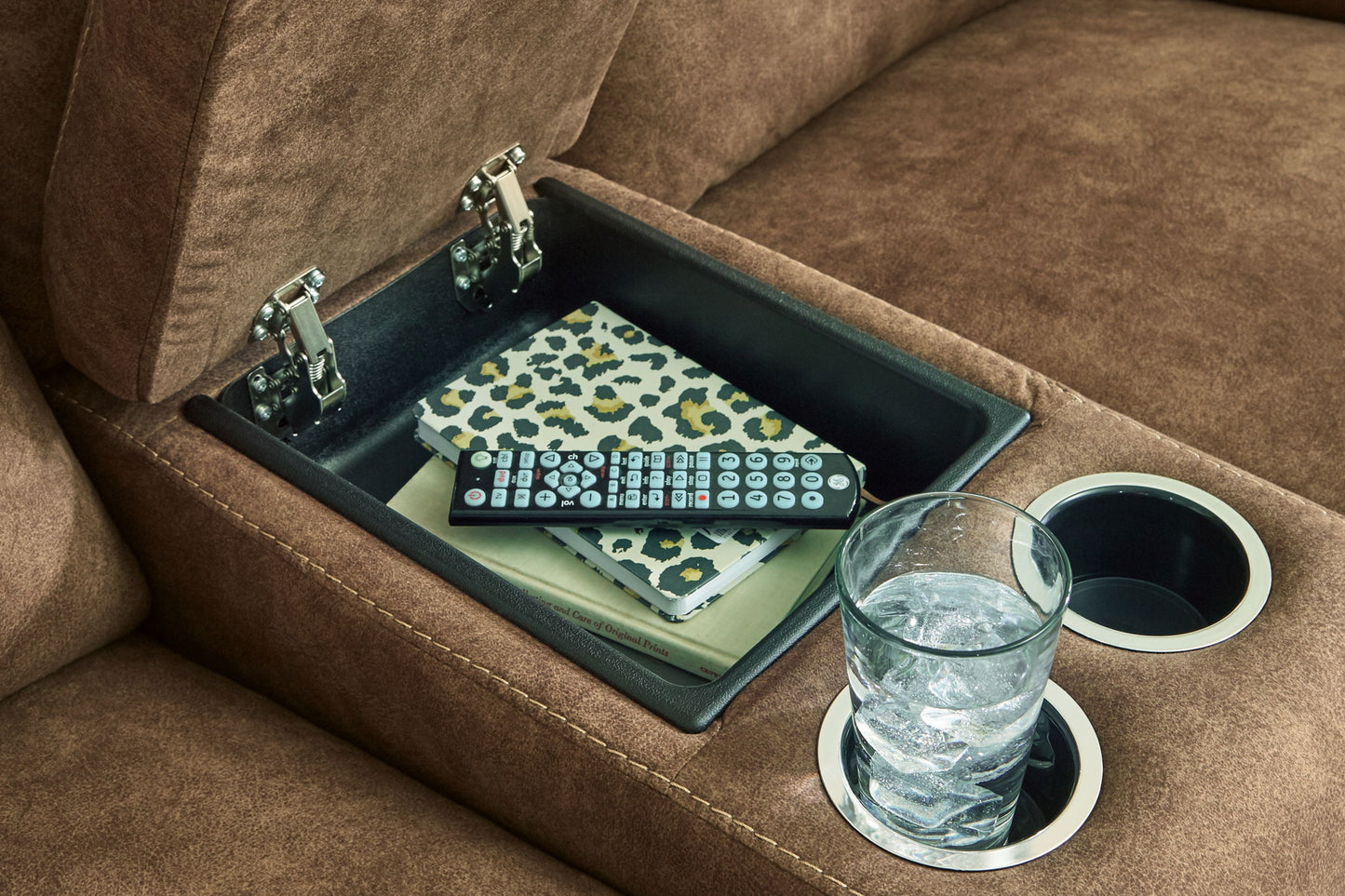 Edenwold - Brindle - Dbl Reclining Loveseat with Console - Hornell Furniture Outlet