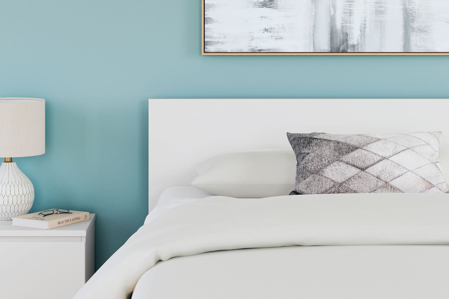 Onita - White - Queen Panel Platform Bed - Hornell Furniture Outlet