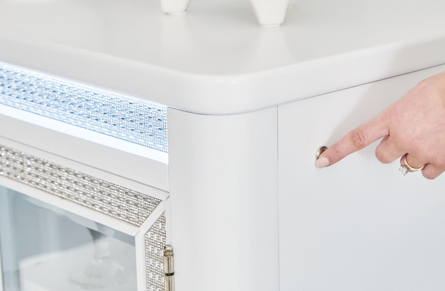 Chalanna - White - Dining Room Server - Hornell Furniture Outlet