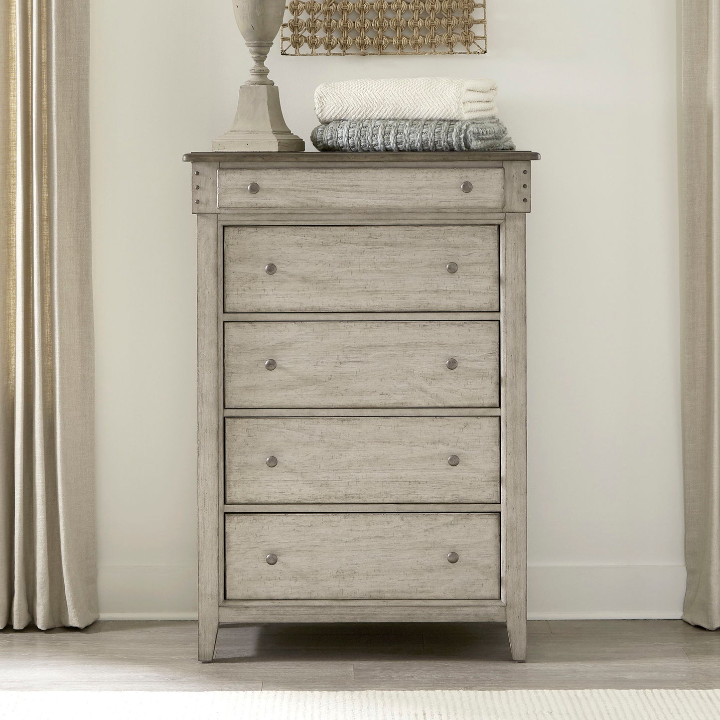 Ivy Hollow - 5 Drawer Chest - White - Hornell Furniture Outlet