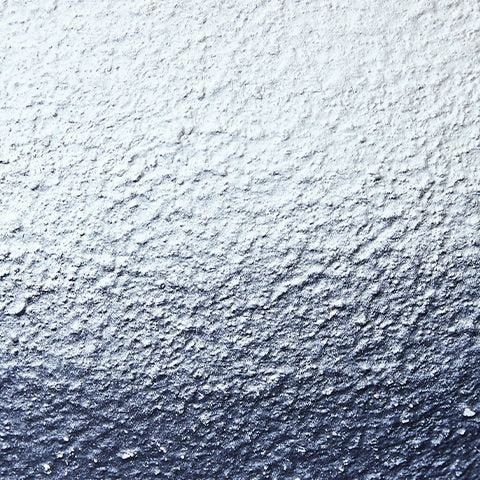 Dashland - White / Navy - Metal Table Lamp - Hornell Furniture Outlet